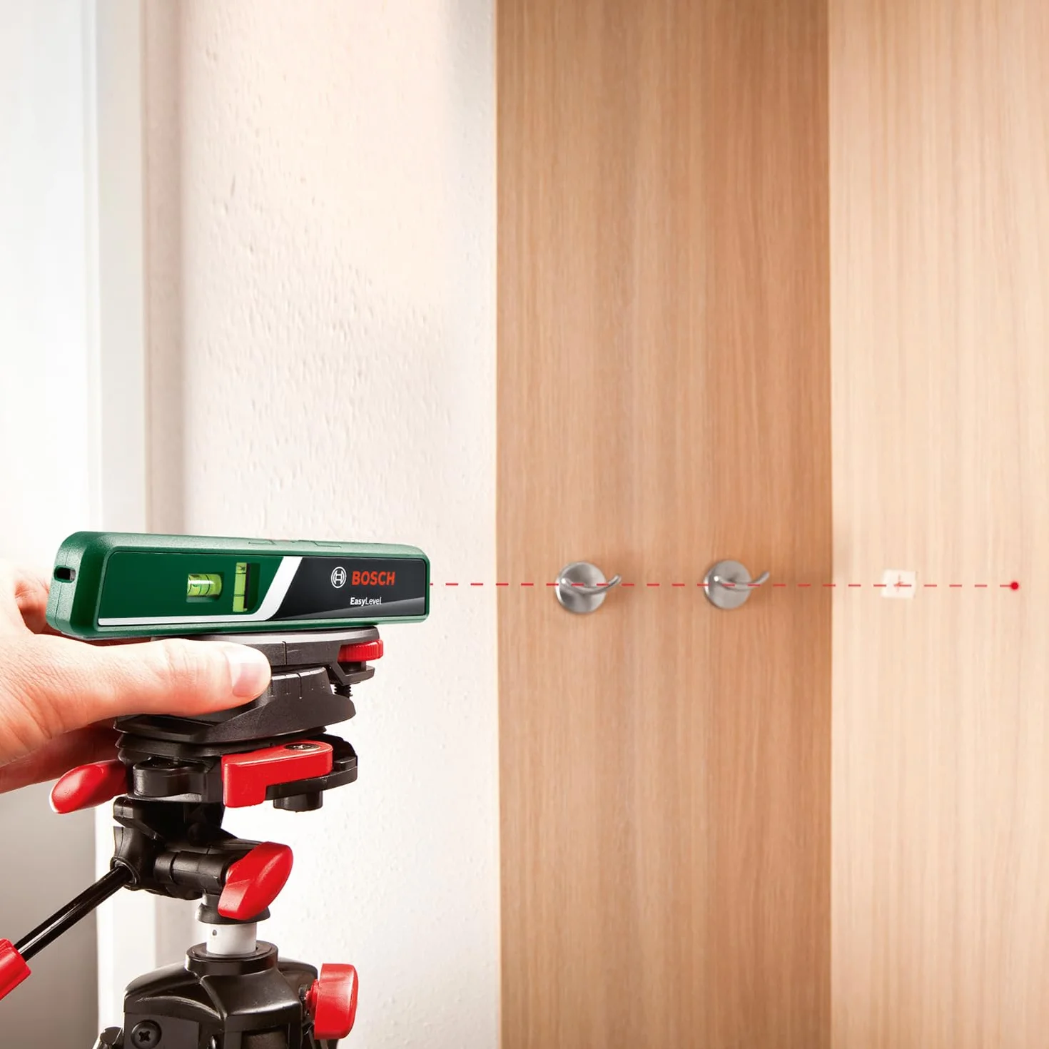 Bosch EasyLevel Poziomica laserowa z uchwytem ściennym, linia i punkt laserowy
