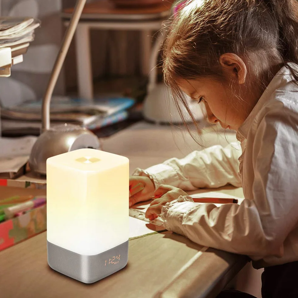 Budzenie światła, Budzik Wschodu Słońca Symulacja Zachodu Słońca Lampka Nocna z 5 Dźwiękami Natury, Sterowanie Dotykowe, Bezstopniowe Przyciemnianie, Funkcja Drzemki, 256-kolorowa Lampa Atmosferyczna