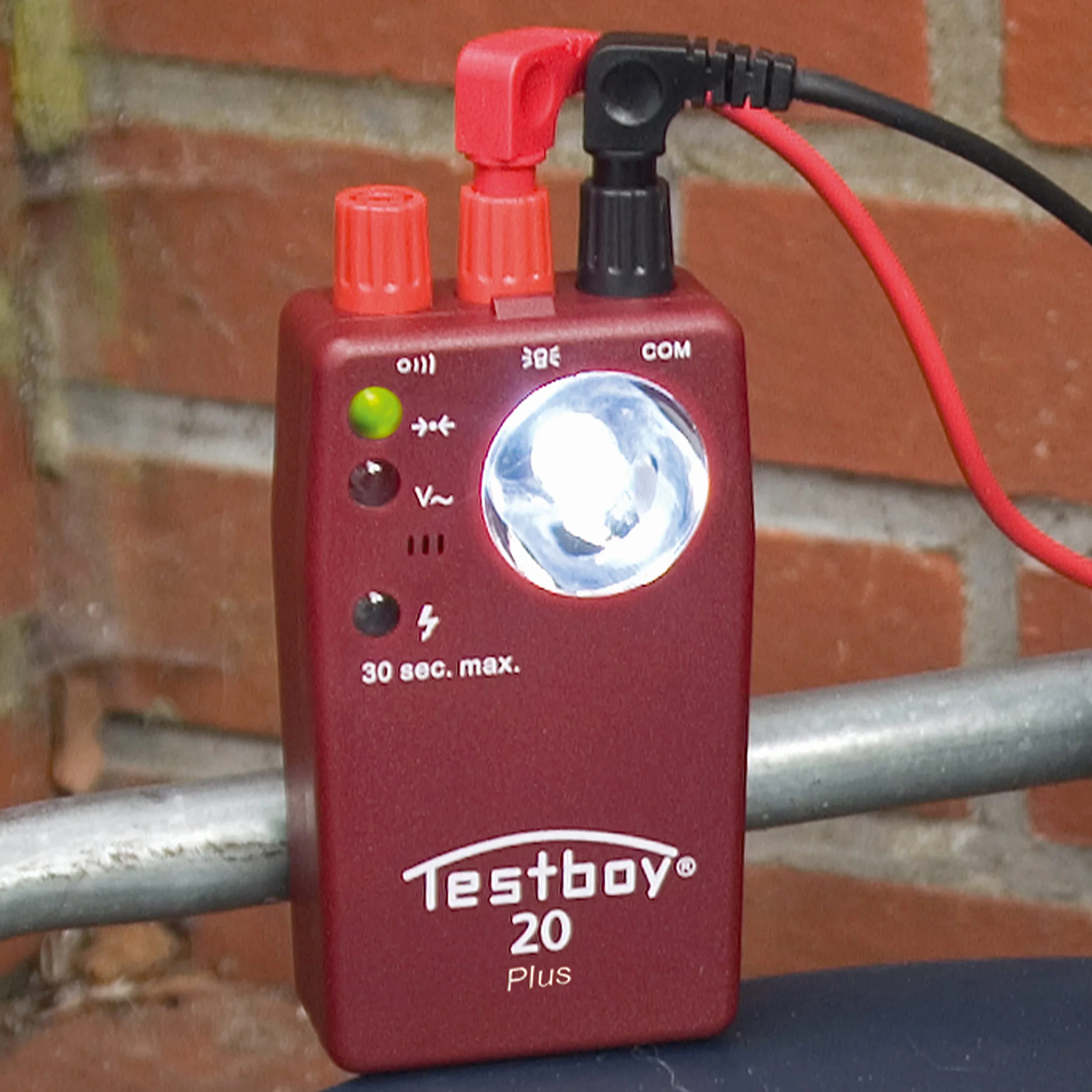 Testboy 20 Plus tester ciągłości zabezpieczony przed obcym napięciem CAT II 300 V, narzędzie dla elektryków (bezdotykowy czujnik napięcia, latarka LED dużej mocy, sekundniki), czerwony