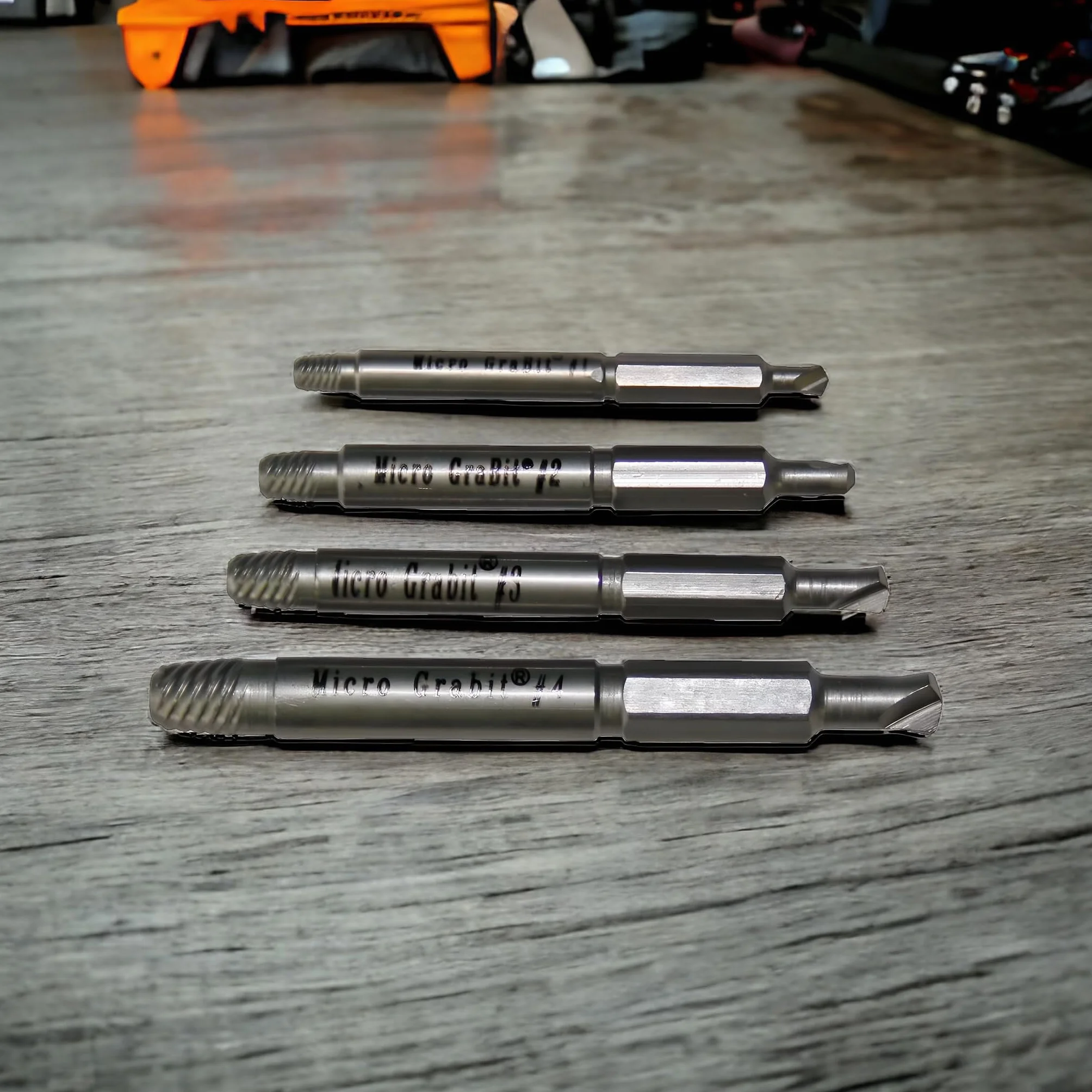 Alden 4507P wyciąg do połamanych śrub Grabit Micro zestaw 4-częściowy - mały ściągacz śrub i śrub - wyprodukowano w USA