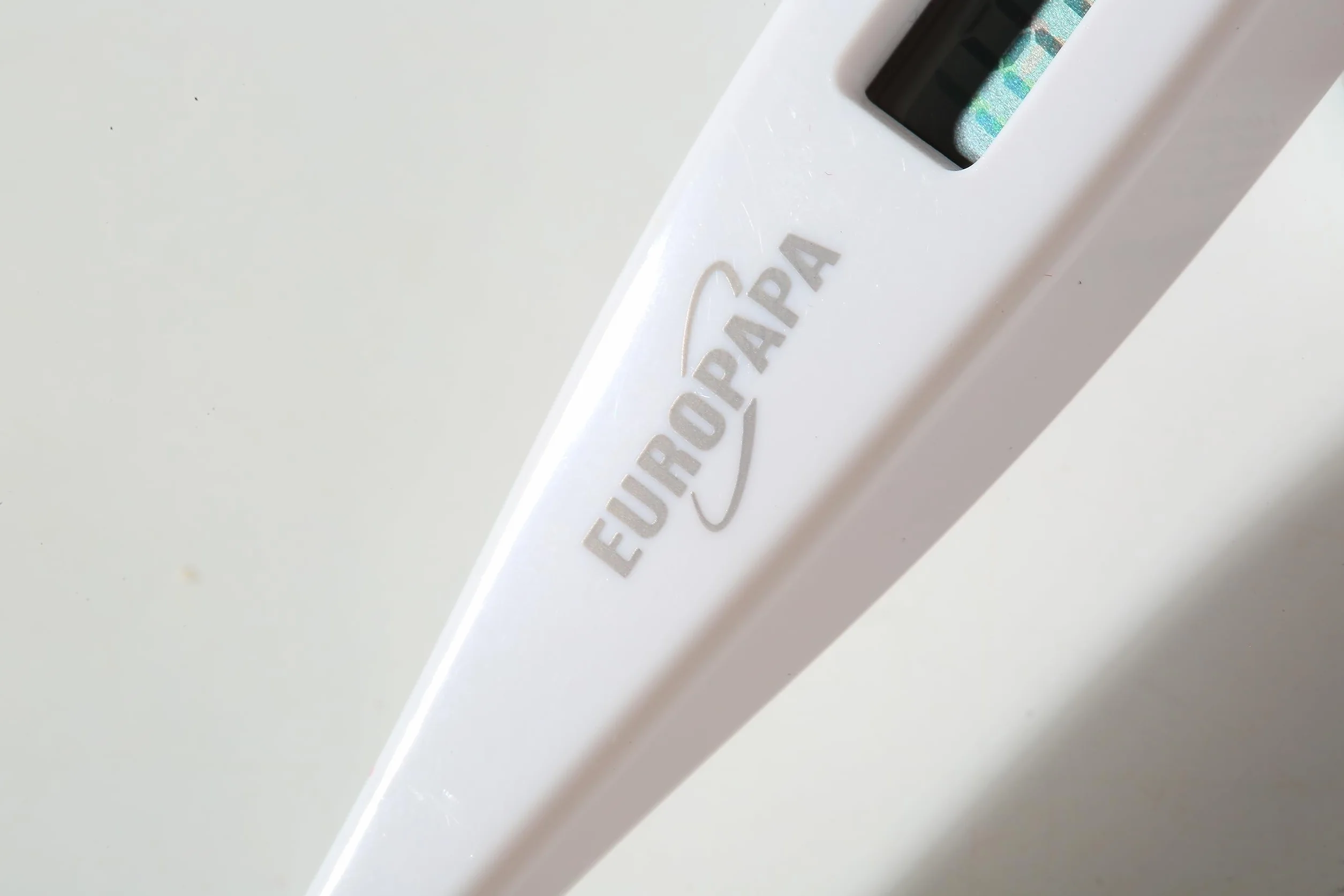EUROPAPA Cyfrowy termometr dla niemowląt i dorosłych wodoszczelny z alarmem gorączkowym szary