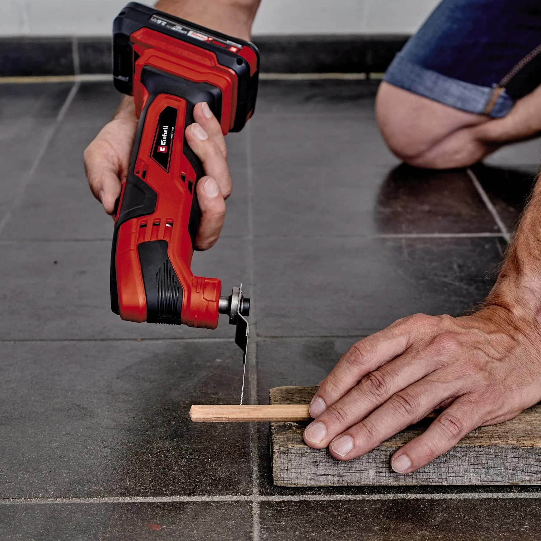 Einhell Akumulatorowe narzędzie wielofunkcyjne TC-MG 18 Li-Solo Power X-Change (Li-ion, 18 V, 11000-20000 min-1, 3,2°, magnetyczny uchwyt narzędziowy, w tym wyposażenia, bez akumulatora i ładowarki)