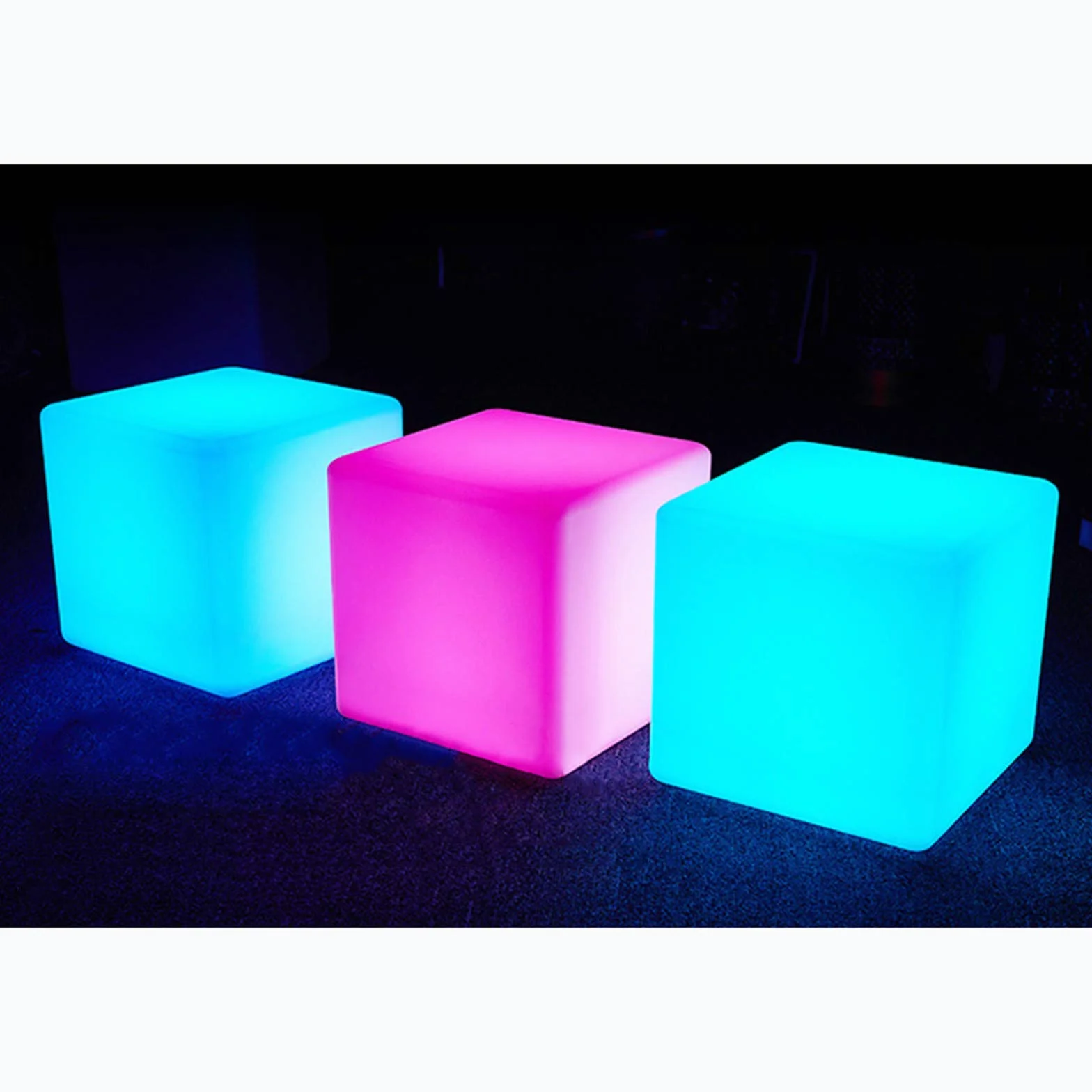 Kostka LED do użytku na zewnątrz z pilotem zdalnego sterowania – stołek RGB, zmiana kolorów, 16 kolorów, kostka do siedzenia i designerskie oświetlenie Cube, świecąca kostka jako siedzisko i