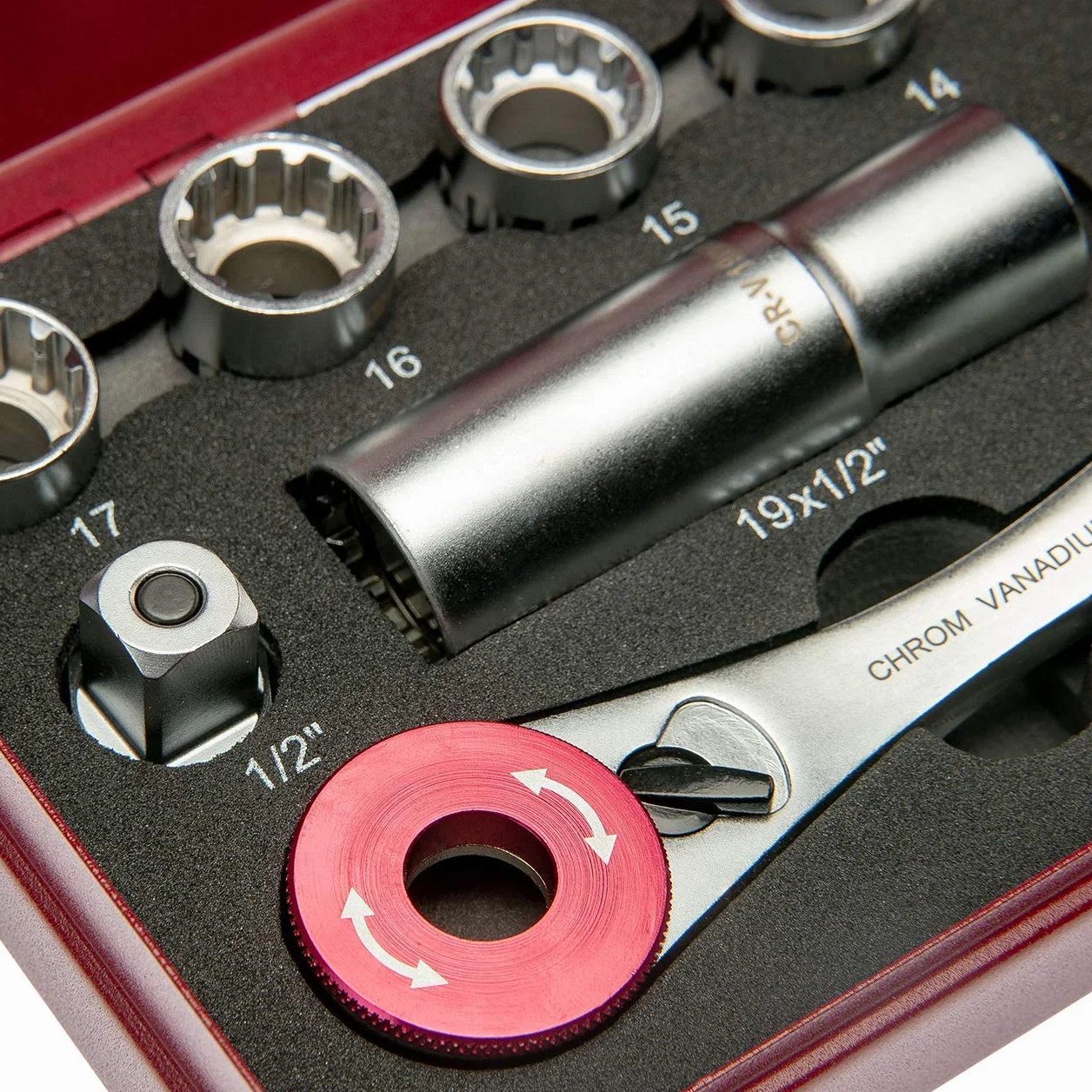 Zestaw kluczy nasadowych 1/2" 40 w 1 | CrV | nr 3960 | WGB