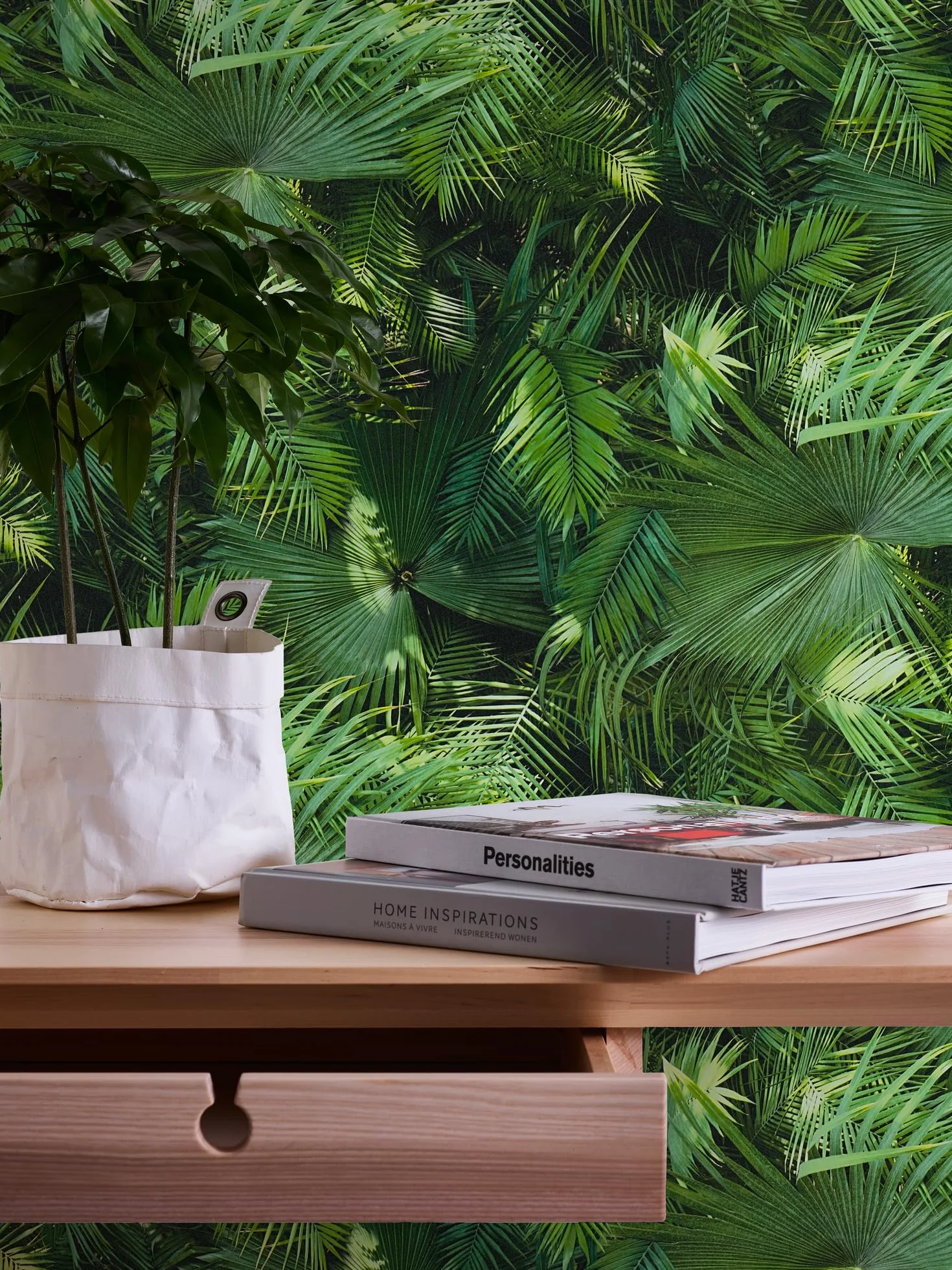 Livingwalls Bude 2.0 tapeta z nadrukiem palm 10,05 m x 0,53 m zielono-czarna Made in Germany