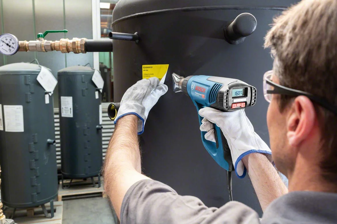 Bosch Professional: opalarka GHG 23-66 (2 300 W, zakres temperatur 50 – 650°C, wyświetlacz, 2 dysze, walizka narzędziowa) & Bosch 1x Dysza redukcyjna (9 mm, Osprzęt do Opalarek)
