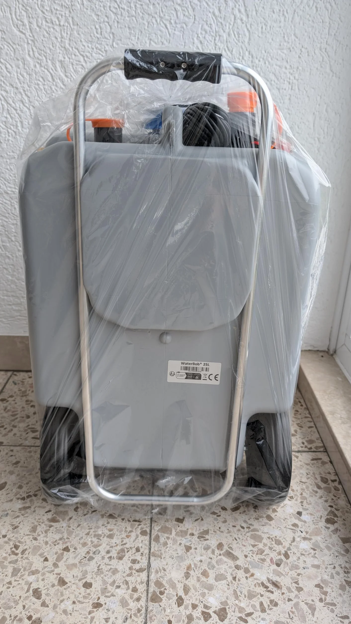 WaterBob, Zbiornik na wodę na kółkach z pompą 12 V, szary, długość 50 cm, szerokość 32 cm, wysokość 30 cm