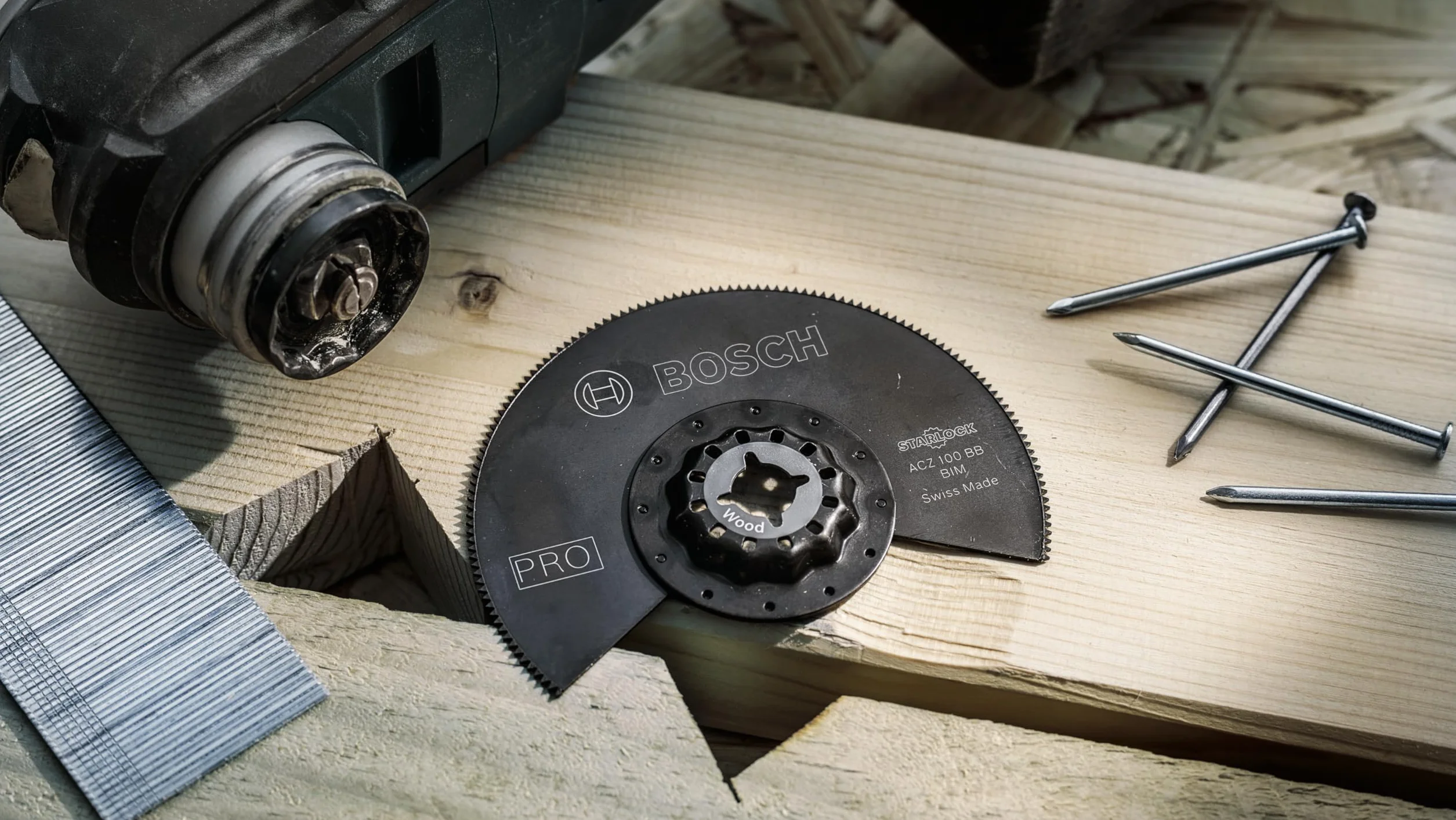 Bosch 1 x PRO Multi Material ACZ 100 BB arkusz do narzędzi wielofunkcyjnych (do kompaktowego laminatu winylowego, PCW, drewna z gwoździami, Ø 100 mm, profesjonalne akcesoria, narzędzie wielofunkcyjne)