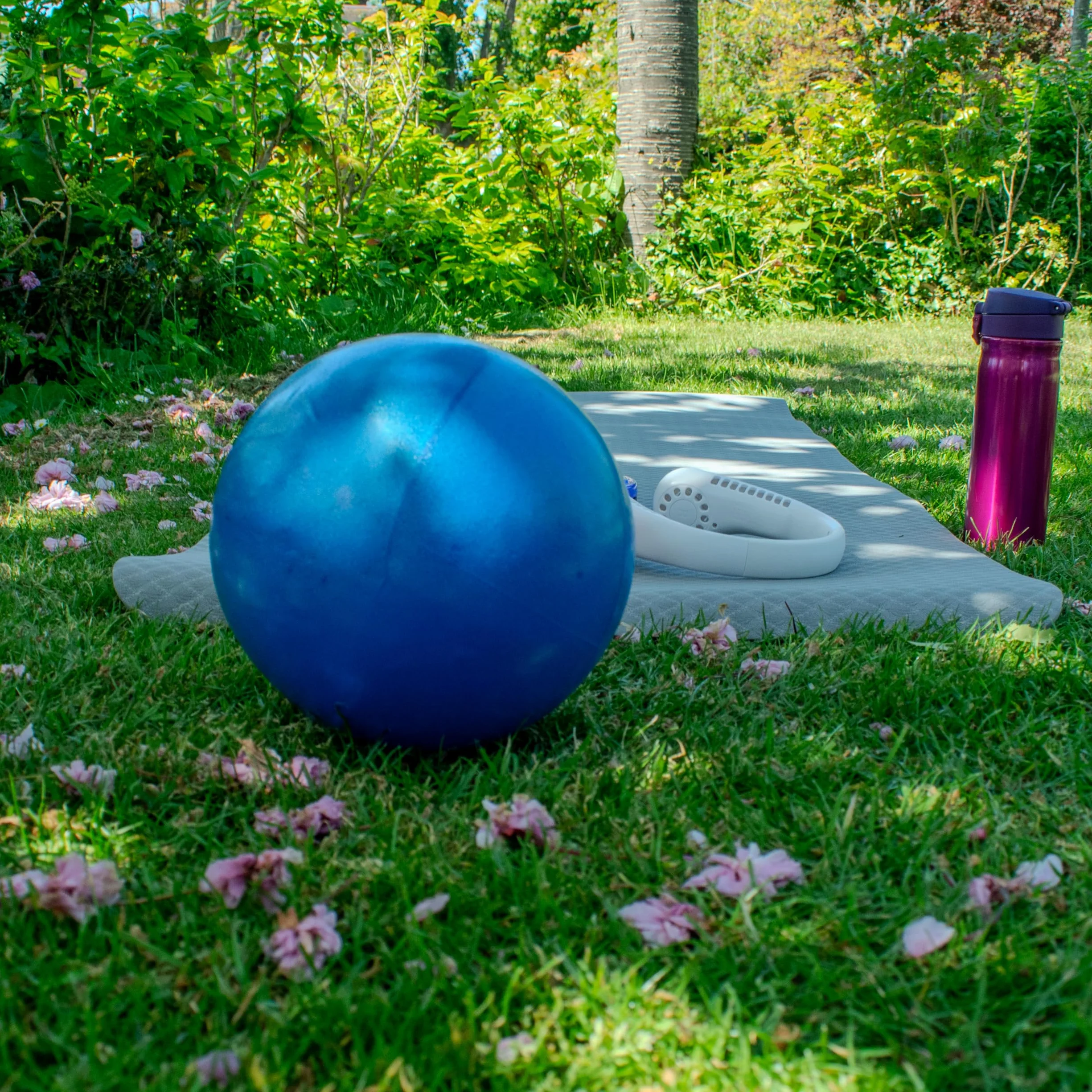 TRIXES Niebieska Piłka do Ćwiczeń - PVC, Wzmacniająca, Trening Jogi, Pomoc w Treningu na Siłowni, Akcesoria Fitness, Sprzęt do Pilates