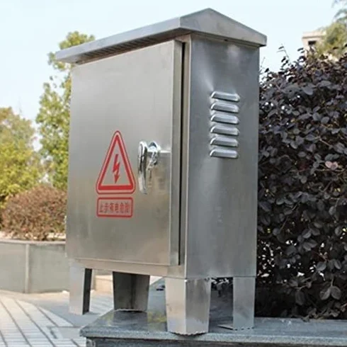Obudowa skrzynki przyłączeniowej Elektryczna skrzynka przyłączeniowa ze stali nierdzewnej, IP 67 Odporna na warunki atmosferyczne obudowa elektryczna Skrzynka zasilająca z pokrywą na zawiasach(H50 x