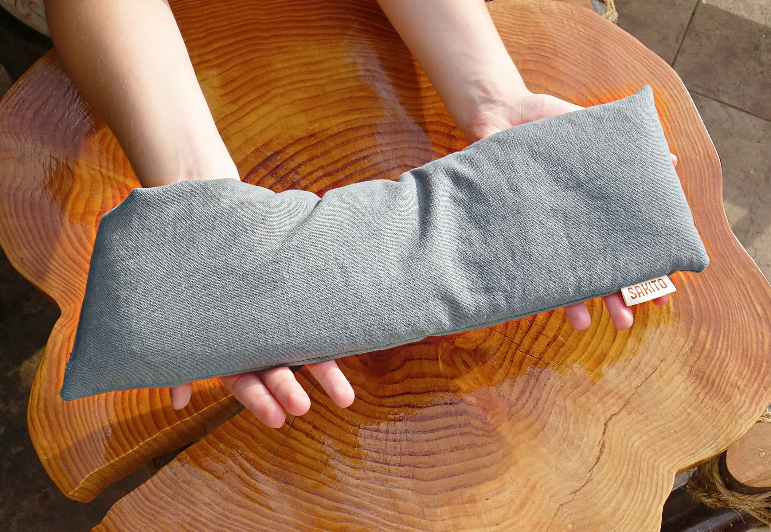 2 (uds) poduszka grzewcza do mikrofal (43 x 12 cm) – naturalna ulga w bólu szyjnym, lędźwiowym i menstruacyjnym, do stosowania na gorąco lub na zimno – wysoka retencja ciepła – zapach lawendy