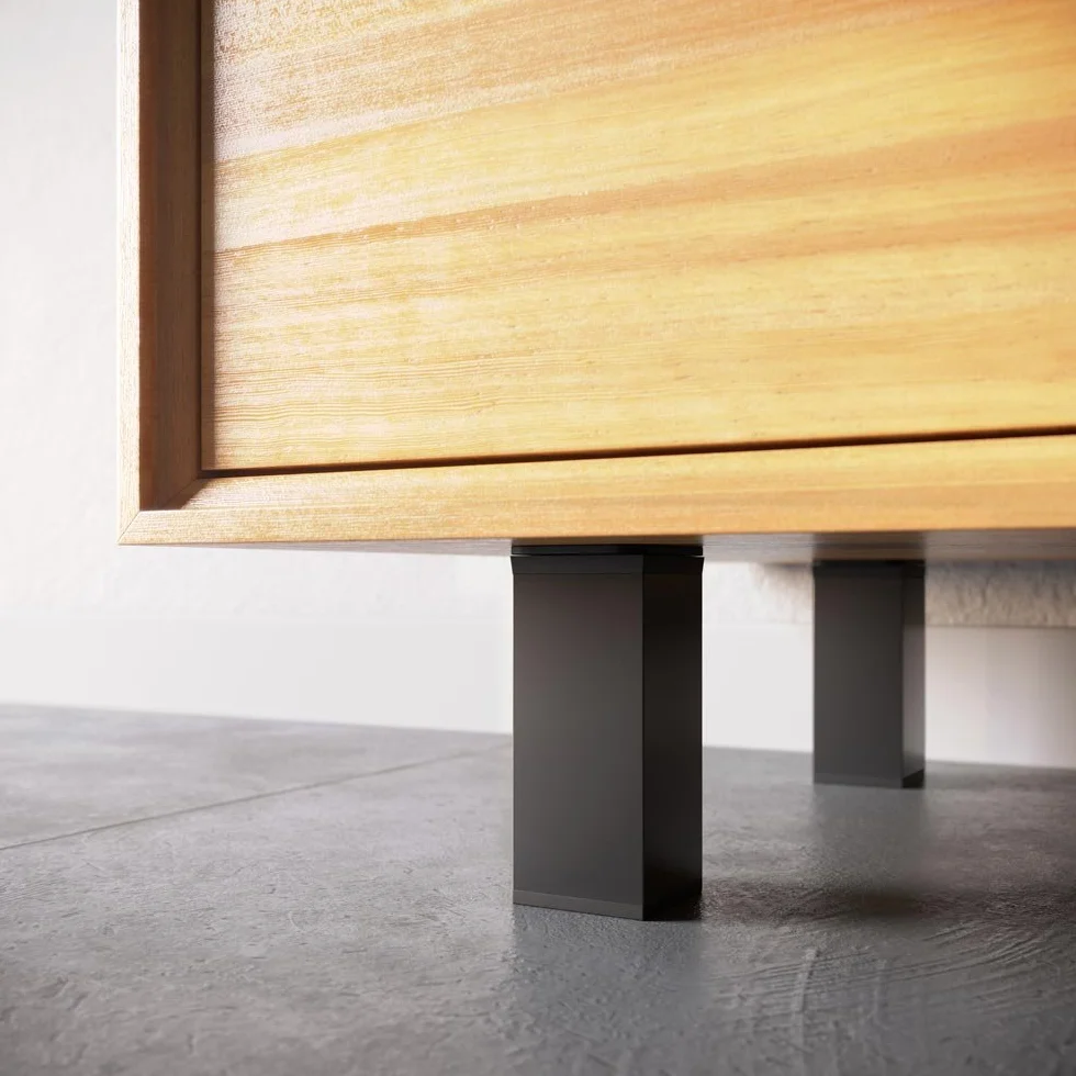 sossai® - stopki meblowe MFV1 | komplet/zestaw 8 sztuk | stopki kwadratowe 40 x 40mm | kolor: czarny mat | wysokość: 80mm z możliwością regulacji +20mm | tworzywo: aluminium | zestaw wkrętów do drewna
