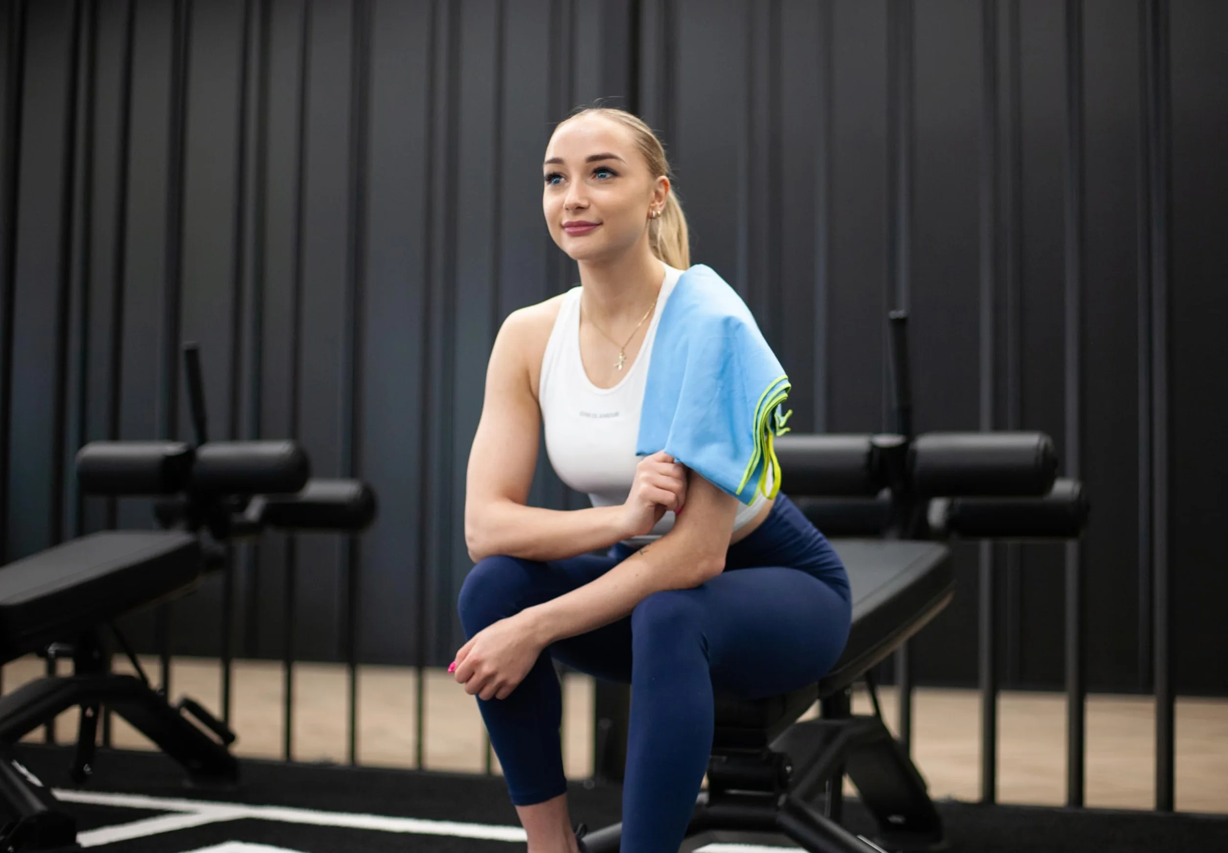 Ręcznik z Mikrofibry Szybkoschnący Szybkoschnacy Chłonny Kompaktowy Lekki Idealny na Siłownię Basen Fitness Pływanie Podróże Kemping Plaża Joga Kąpiel Prysznic Suchy Dzieci Mężczyźni Kobiety