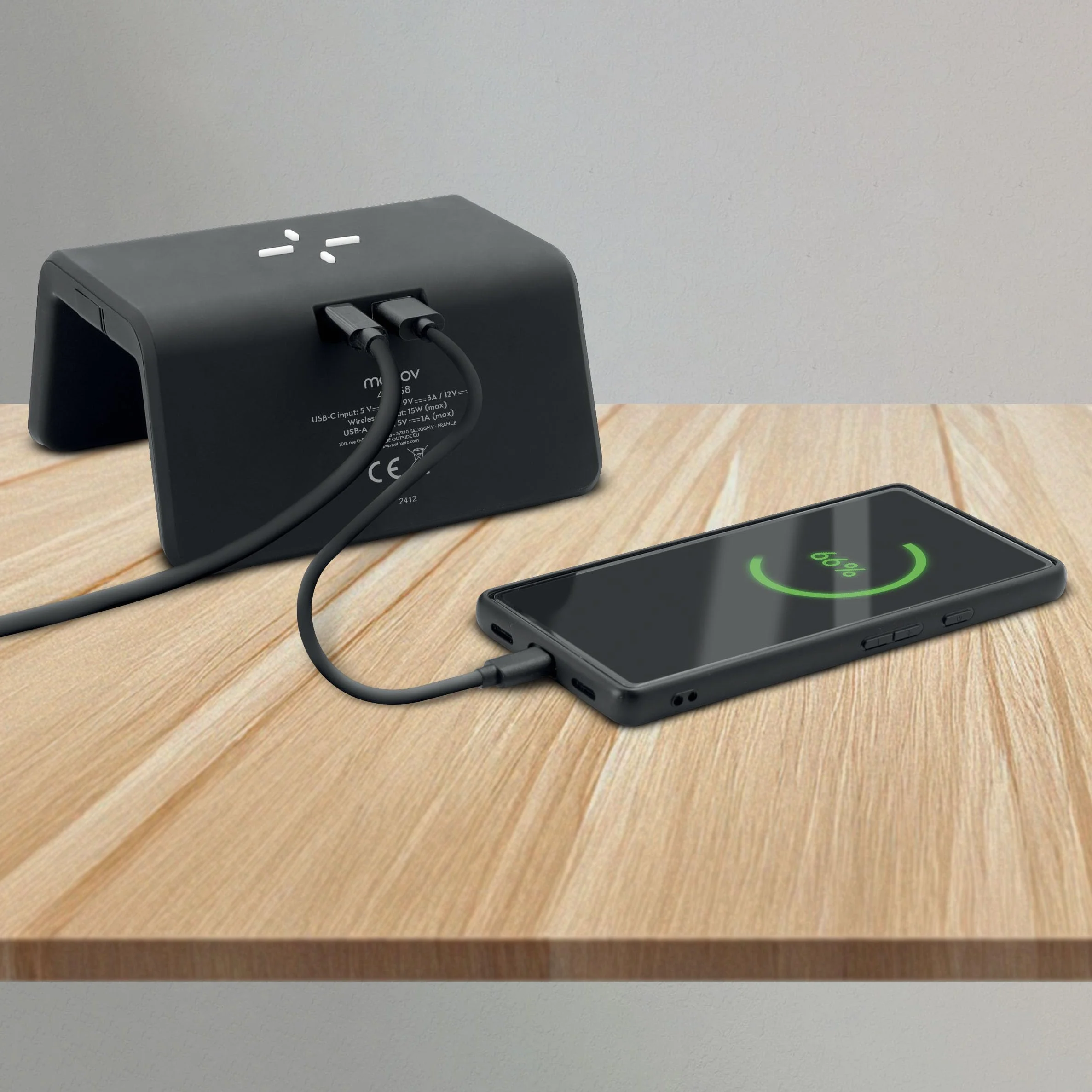 mooov Budzik z ładowarką indukcyjną 15 W bezprzewodowe ładowanie symulacja świtu cyfrowy wyświetlacz USB-A czarny