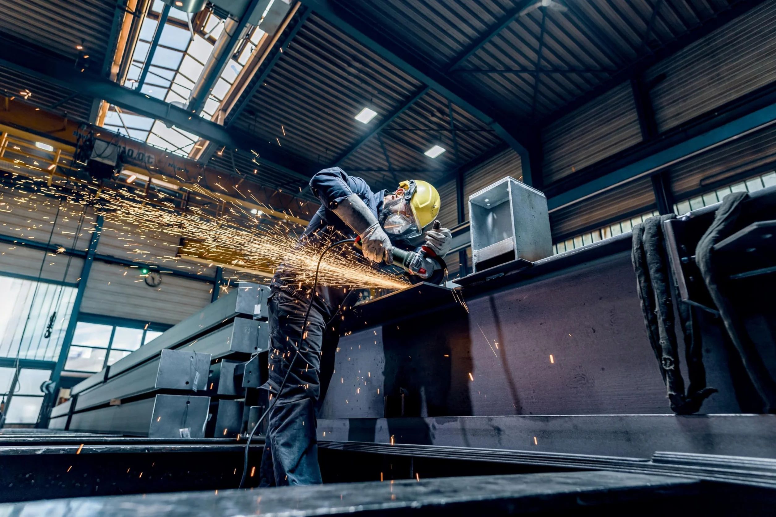 metabo Szlifierka kątowa WEVBA 20-125 Quick BL – 2000 W, 125 mm, 11000 obr./min, 3,5 Nm – silnik bezszczotkowy, VTC Elektronika, system M-Quick-System, uchwyt antywibracyjny, filtr przeciwpyłowy