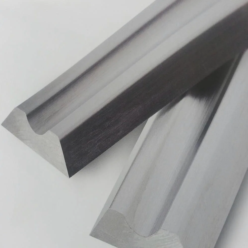 Terminus HSS 18% nóż dwustronny – profesjonalny nóż do strugania do systemu Terminus 630 x 14,1 x 2,56 mm