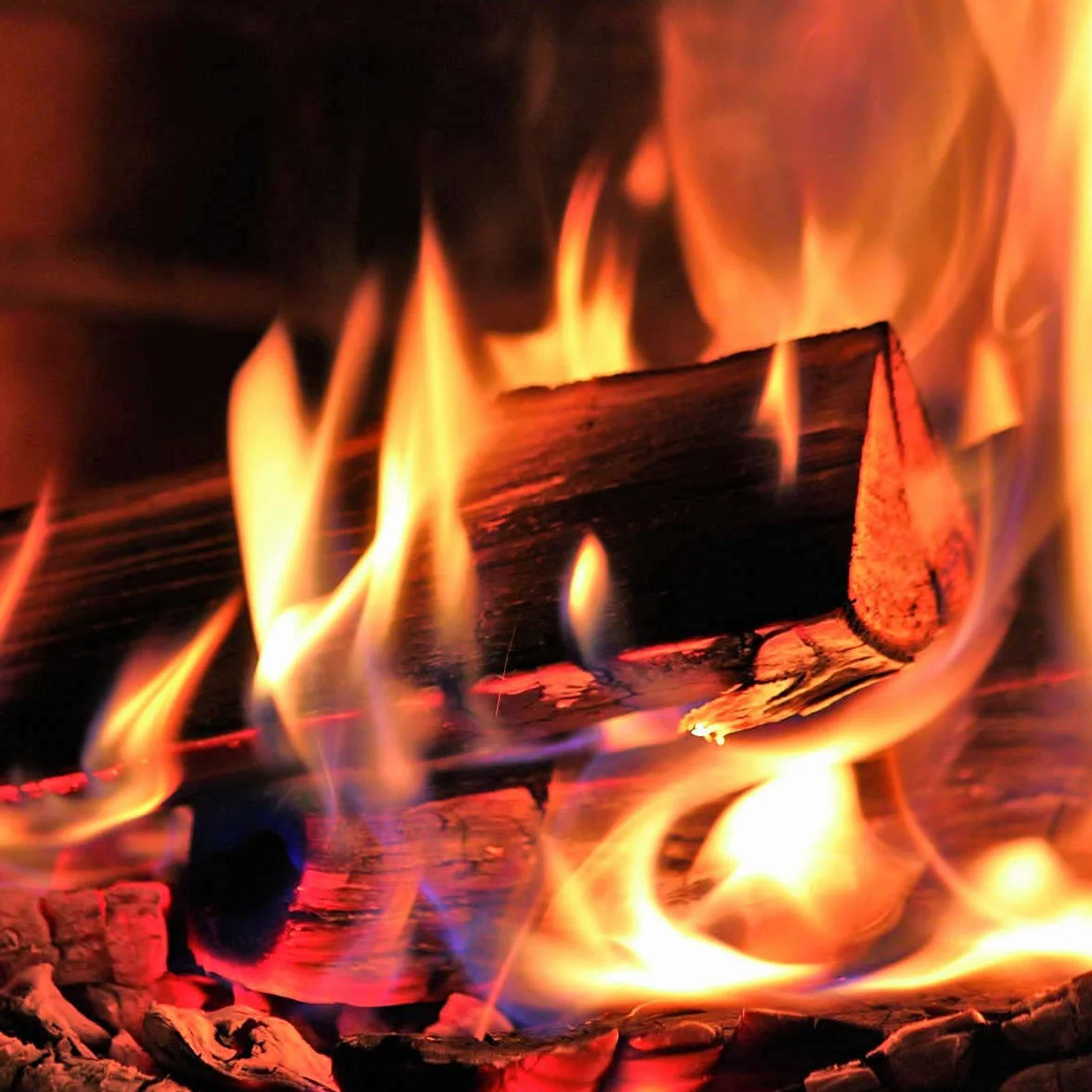 Blok kominkowy FLAMBBURO 1,1 kg drewno opałowe 10 szt.