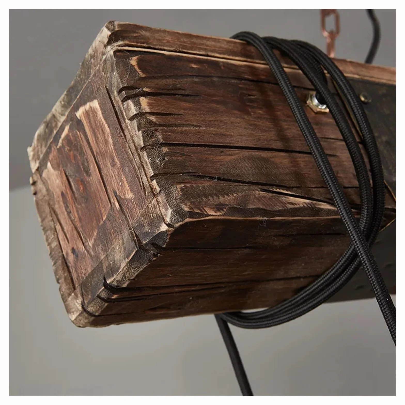 Drewniane, przemysłowe lampy wiszące, restauracja, kawiarnia, jadalnia, retro, drewniana lampa wisząca, oświetlenie wewnętrzne, lampy wiszące