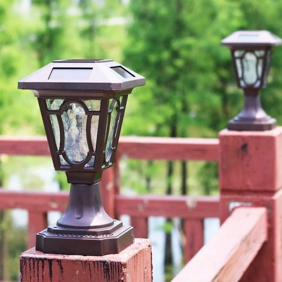 Światła słupkowe zewnętrzne oświetlenie ogrodowe oświetlenie tarasu vintage kolumna solarna reflektor wodoodporna ściana ogrodowa zewnętrzna LED jasne oświetlenie ścienne europejski ogród