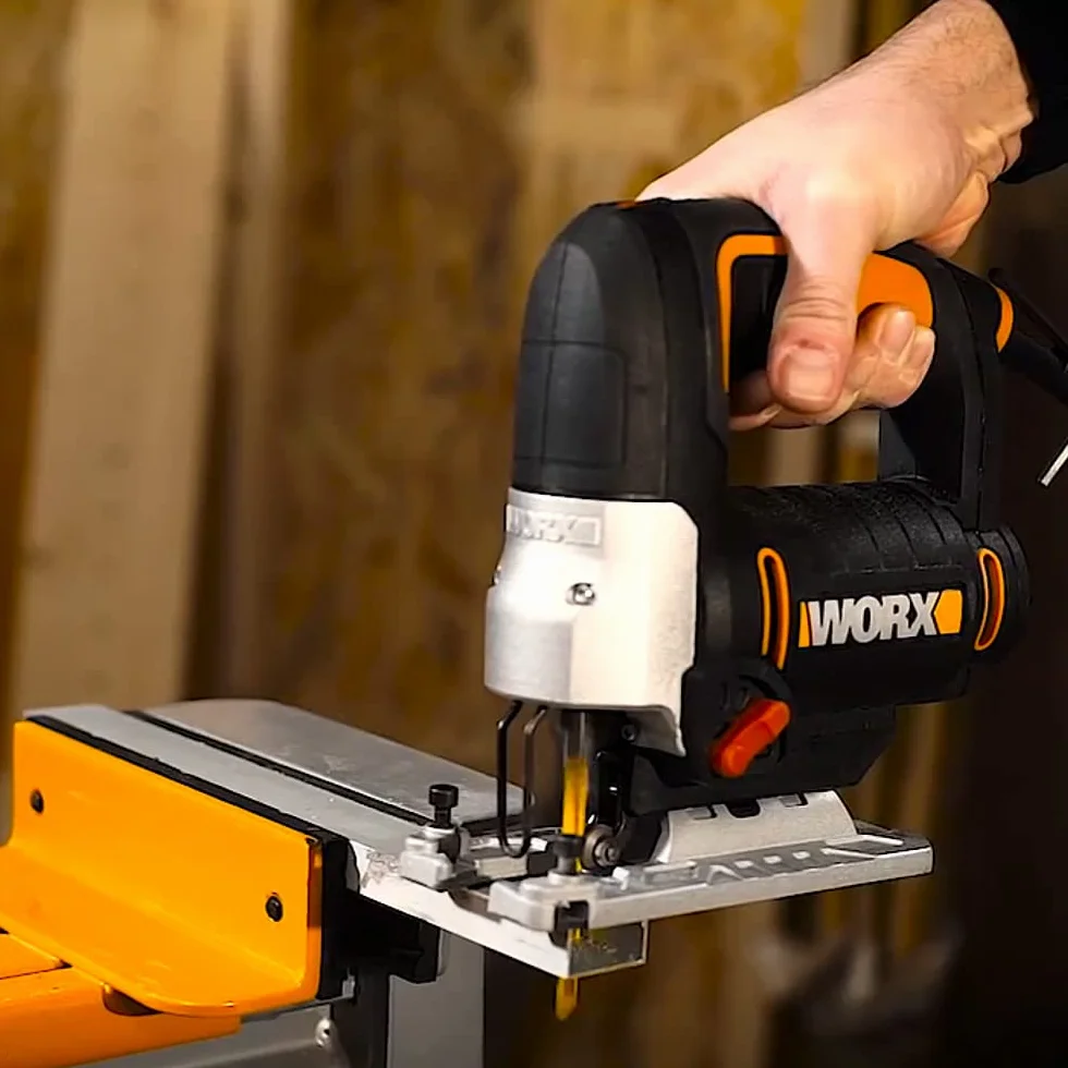 WORX WX478.1 wyrzynarka 650 W wahadłowa z elektroniką obrotową