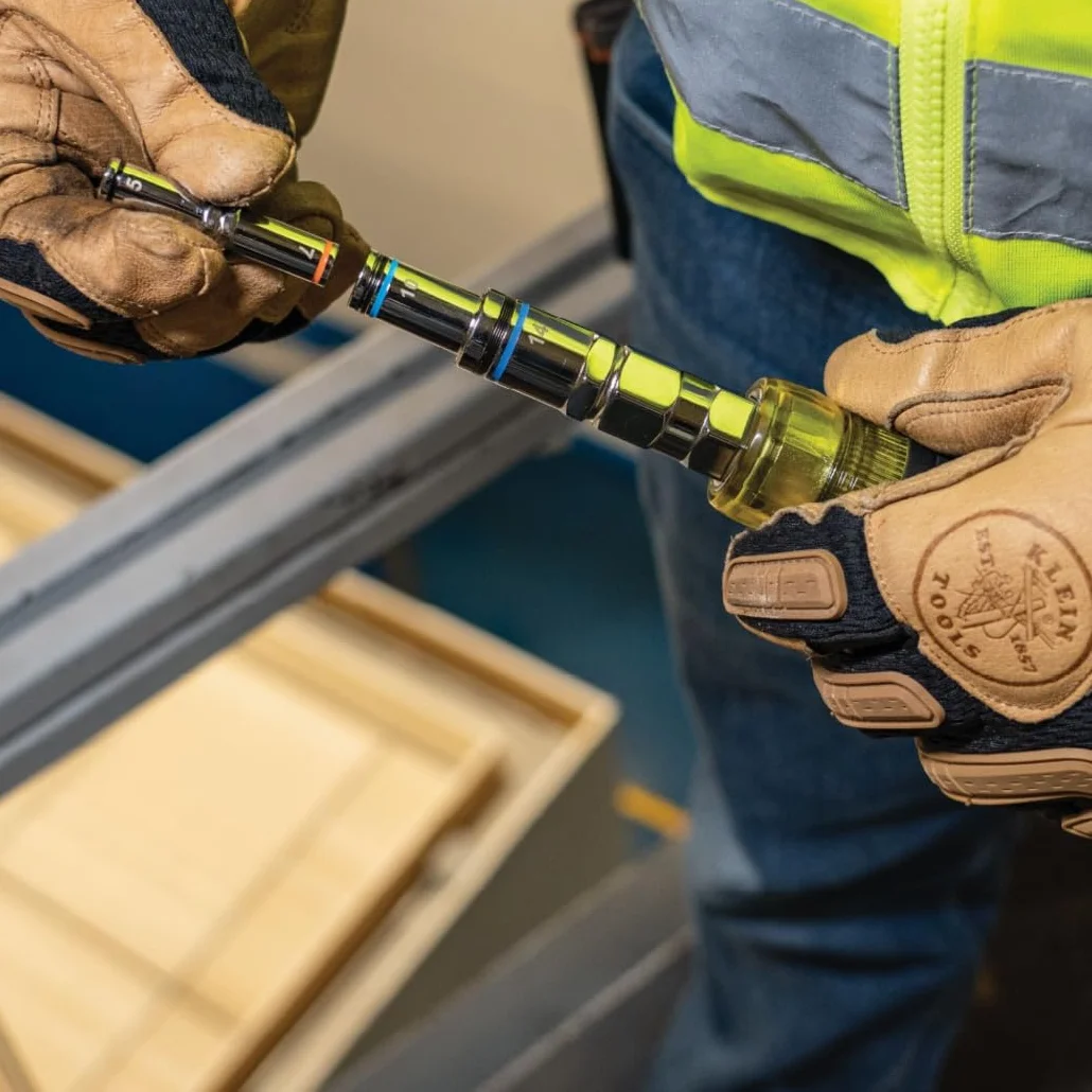 Klein Tools 32809MAGM wkrętak przelotowy magnetyczny 11 w 1 nakrętki metryczne 5-19 mm
