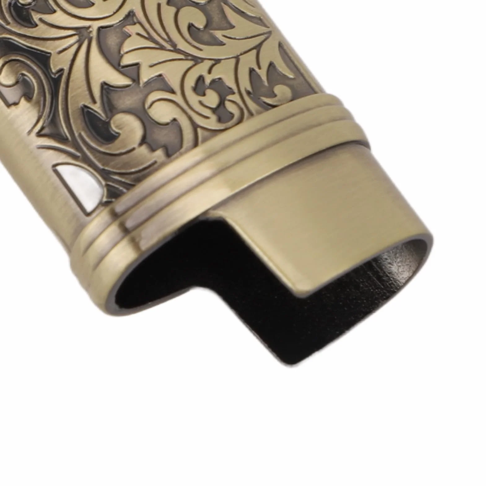 2 Szt. Metalowe Etui na Zapalniczkę z Wytłoczonym Kwiatem w Stylu Vintage, Etui na Zapalniczkę ze Stopu Cynku, Pokrowiec na Zapalniczkę w Stylu Vintage do Ochrony Zapalniczki