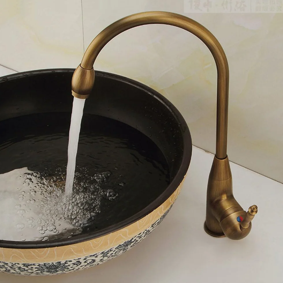 Antyczny brąz bateria kuchenna podwójny uchwyt bateria mieszająca z ceramicznym wkładem bateria do zlewu ciepłej i zimnej wody stylowy zlew kuchenny mieszacz wody do użytku domowego