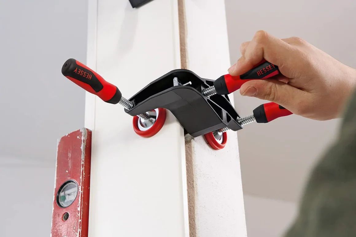 Bessey Tfm-2K Ścisk Prostowniczy, 35-70 mm
