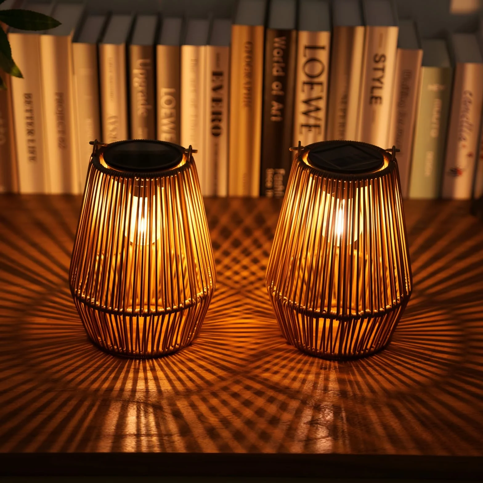 Zewnętrzna lampa solarna do ogrodu, KagoLing 2 zewnętrzna lampa solarna IP65, ręcznie robiona, wisząca latarnia słoneczna, idealna do ogrodów bożonarodzeniowych, Halloween, balkon