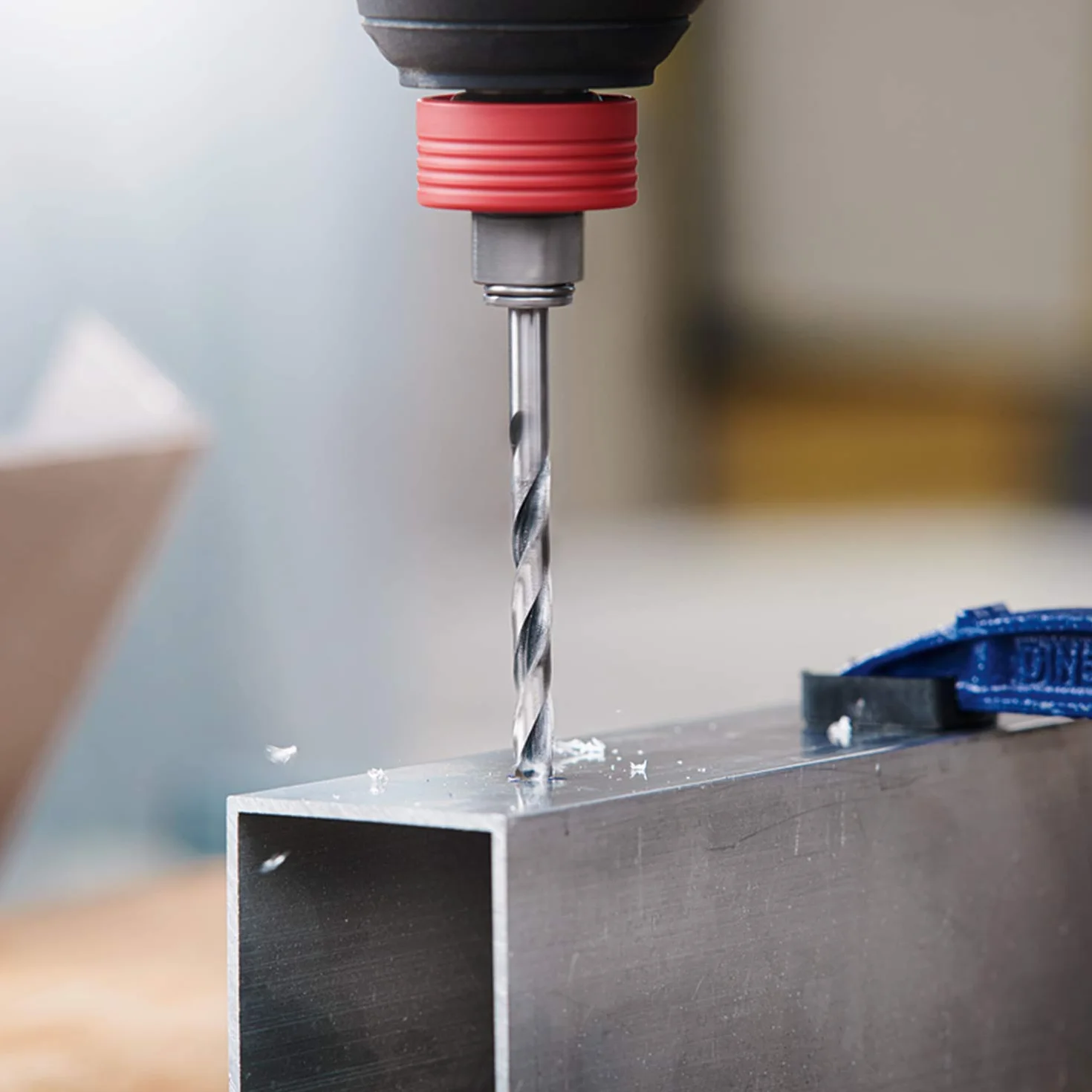 Bosch Professional 5-częściowy Zestaw Wierteł z Uchwytem Sześciokątnym PointTeQ (do metalu, Ø 2-6 mm, długość całkowita 60-98 mm, uchwyt sześciokątny ¼", osprzęt do wkrętarek udarowych i wiertarek)