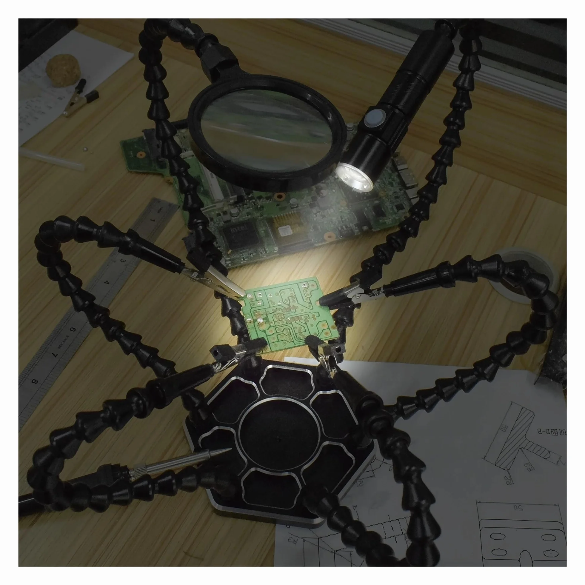 Pomoc do lutowania z trzeciej ręki, Lutowanie Pomocne Dłonie z Latarką USB i 3x 55mm Lupa Wielokolorowa(Sn5bk)