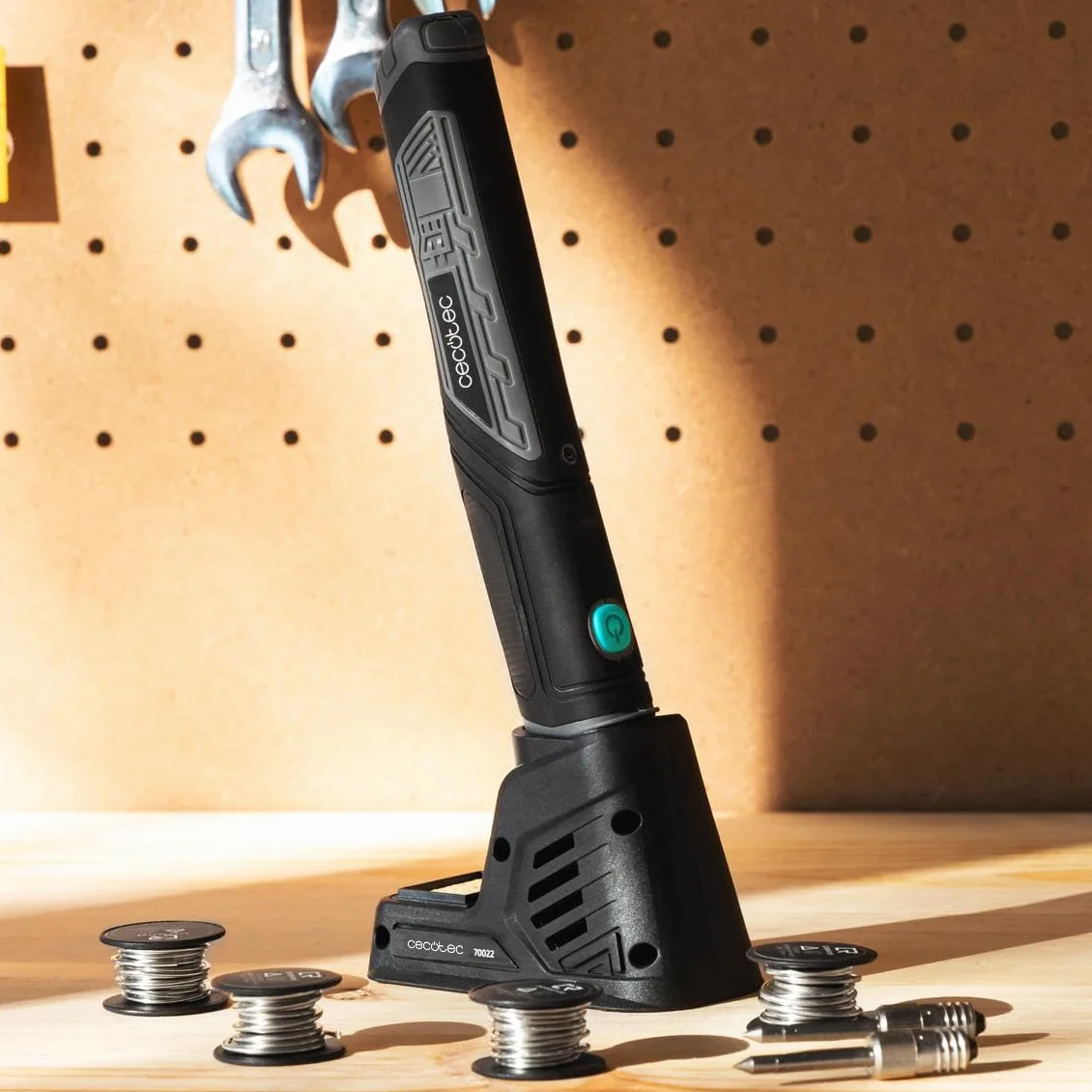 Cecotec CecoRaptor Perfect Solder 360 Advance lutownica akumulatorowa 4 V 1500 mAh 8 W 450 °C