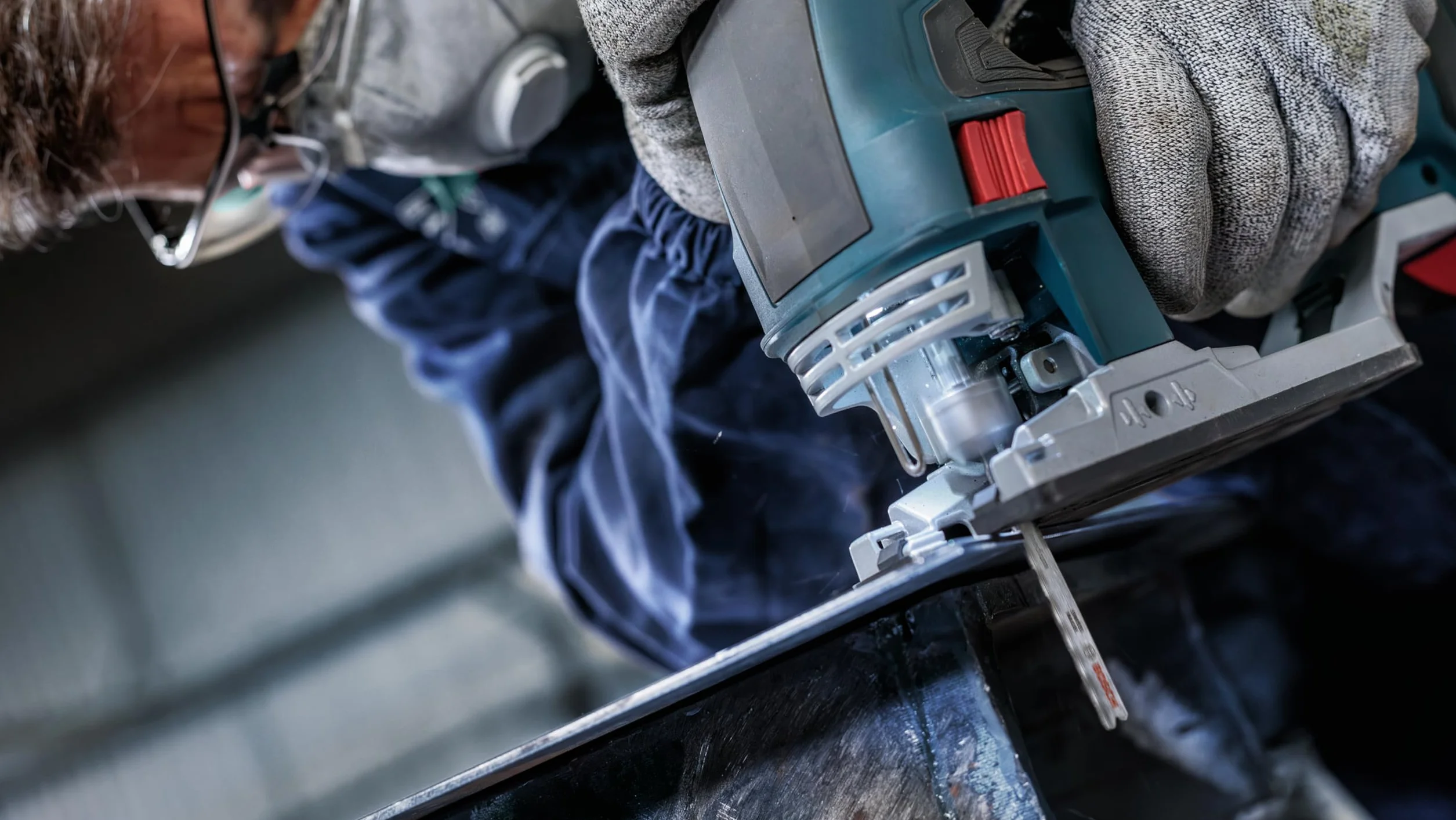 Bosch 25x PRO Metal Medium T121AFC brzeszczot do wyrzynarki (do blach stalowych, blach stalowych, długość 92 mm, profesjonalne akcesoria do wyrzynarki)