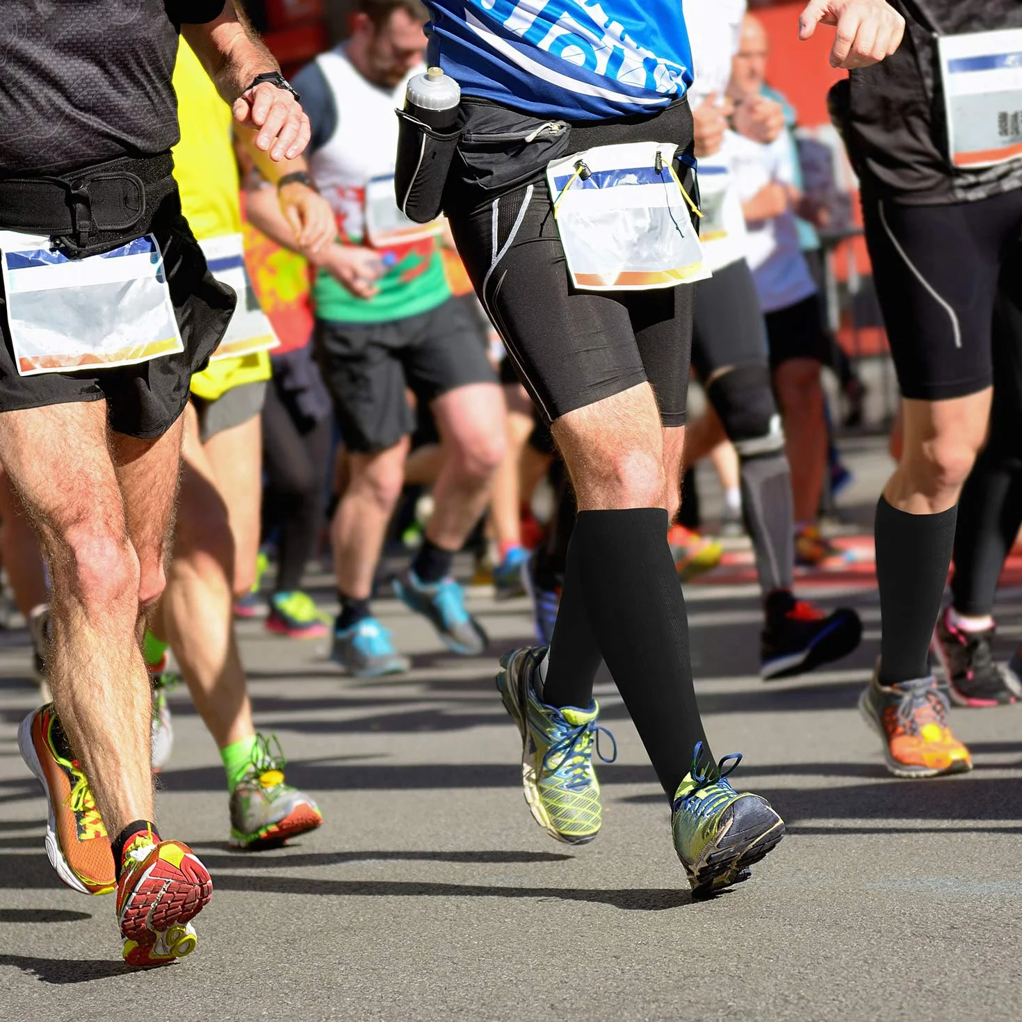 Zestaw 2 par skarpet kompresyjnych dla mężczyzn i kobiet, do biegania, sportu, jazdy na rowerze, podróży samolotem i ciąży, regeneracji