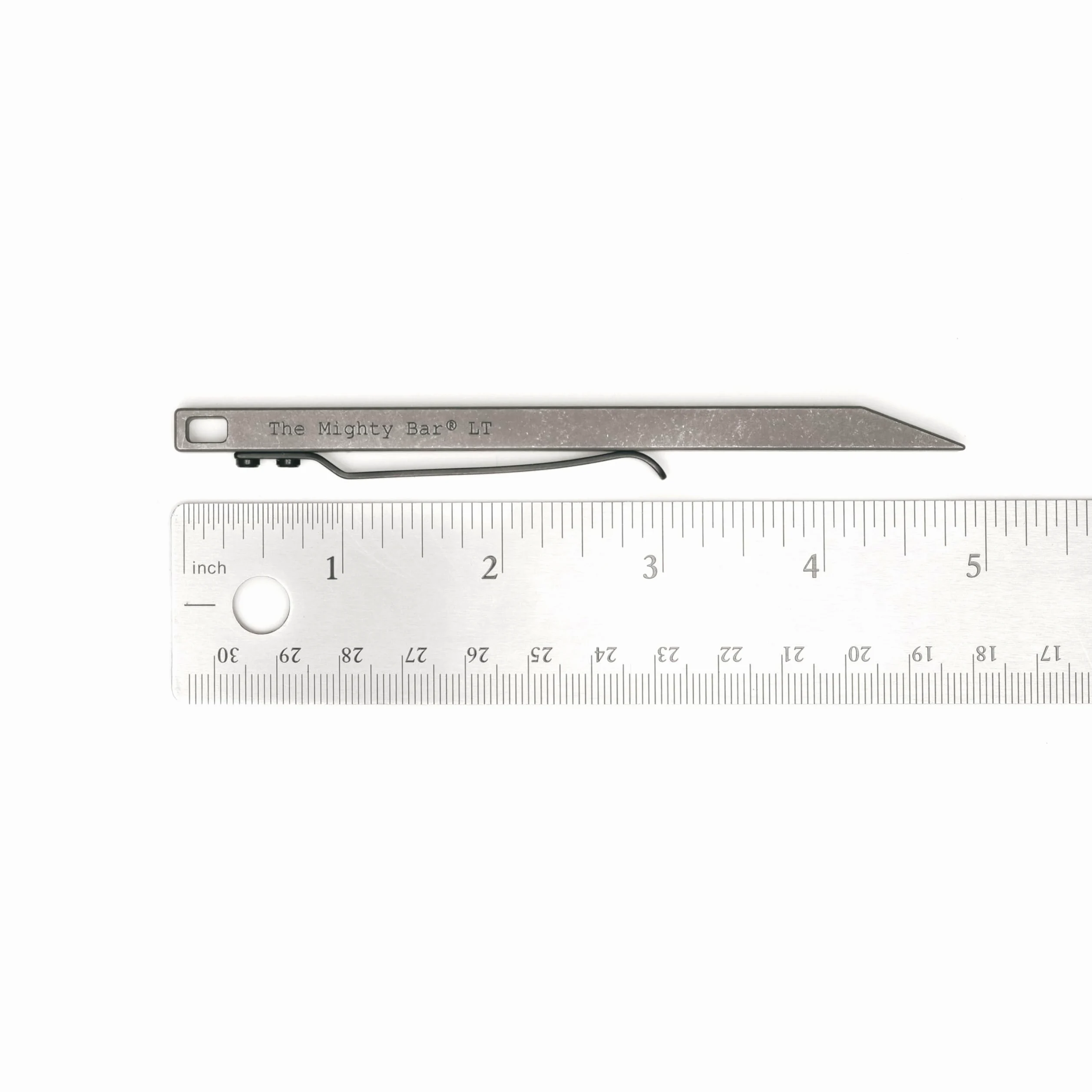 The Mighty Bar LT, Long Titanium Edition Pry Bar Tool, kieszonkowy klips ze stali nierdzewnej do EDC wyprodukowany przez Gear Spool