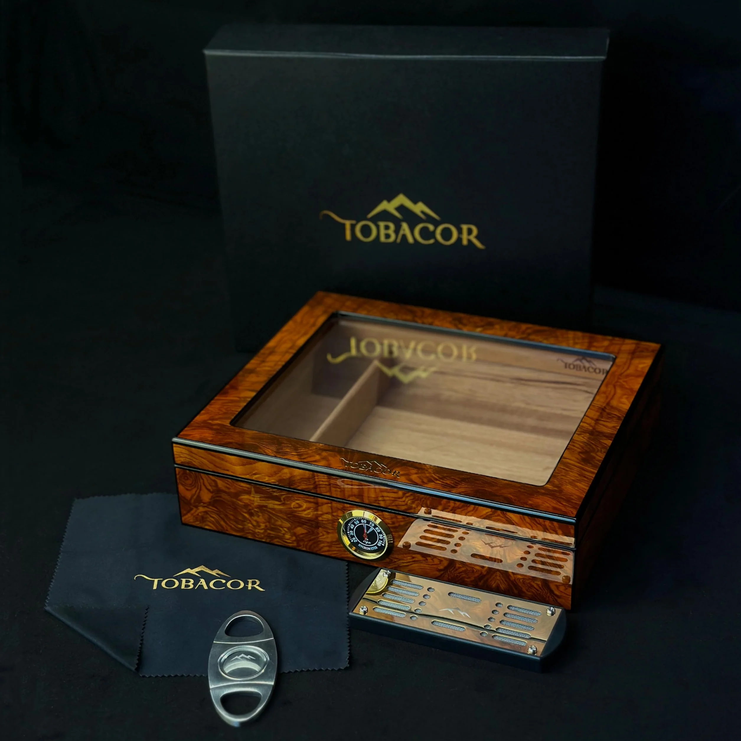 Humidor Classic - Luksusowy humidor na cygara - z akcesoriami i pudełkiem prezentowym