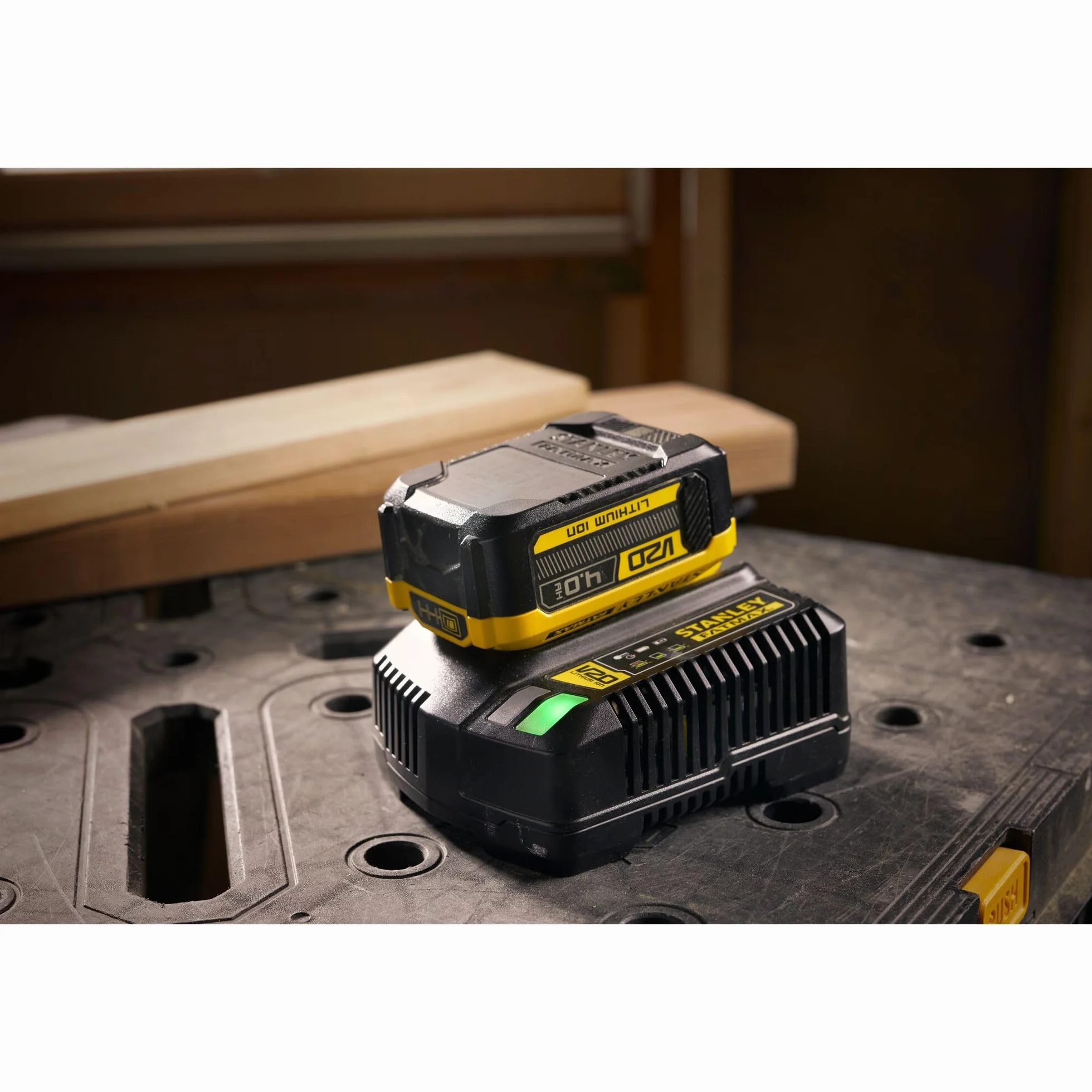 Stanley FatMax, Akumulator litowo-jonowy V20 4,0Ah, 18VSFMCB204-XJ