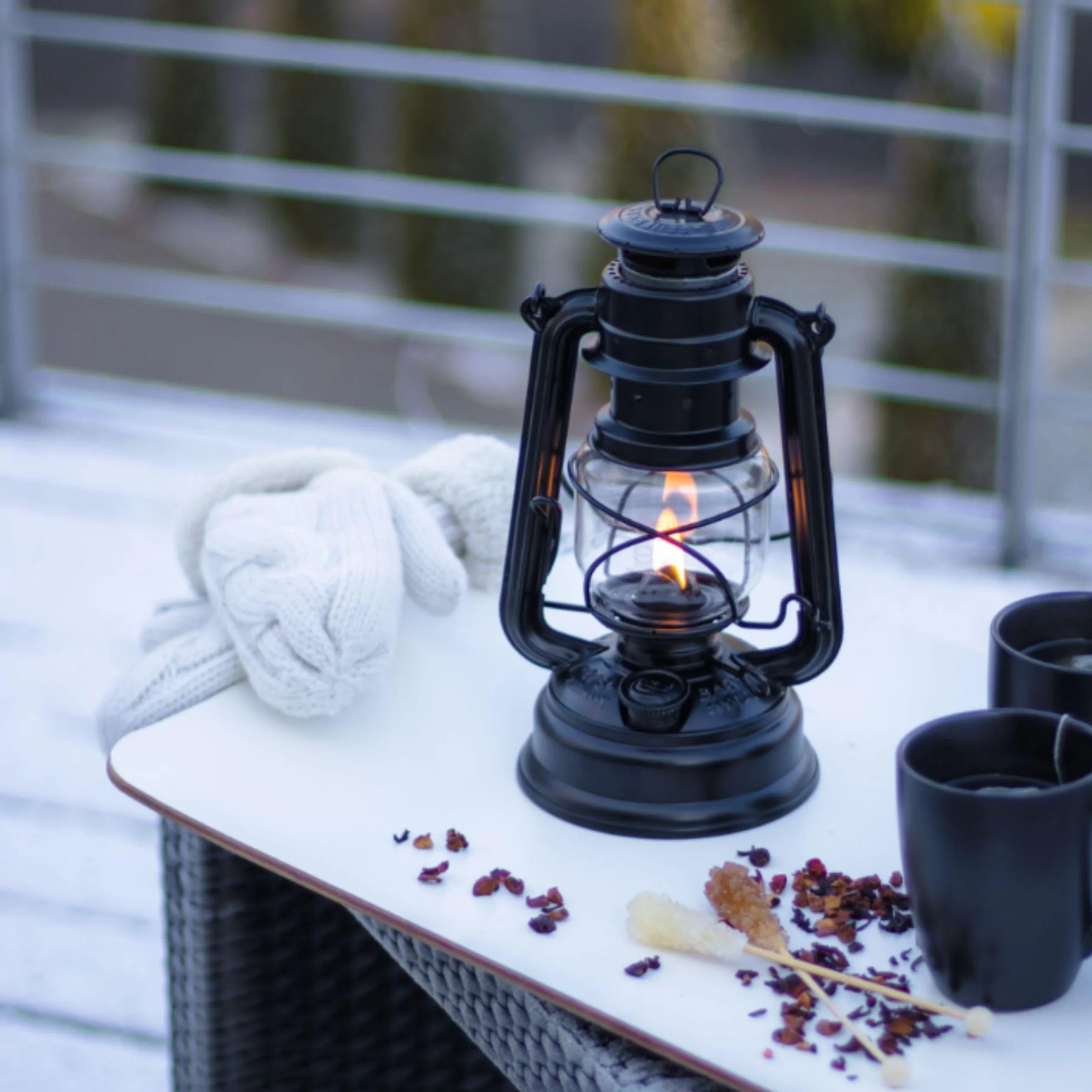 Feuerhand Baby Special 276 latarnia sztormowa – Made in Germany od 1893 roku – lampa naftowa ze stali malowanej proszkowo i szkła odpornego na pęknięcia – matowa czerń
