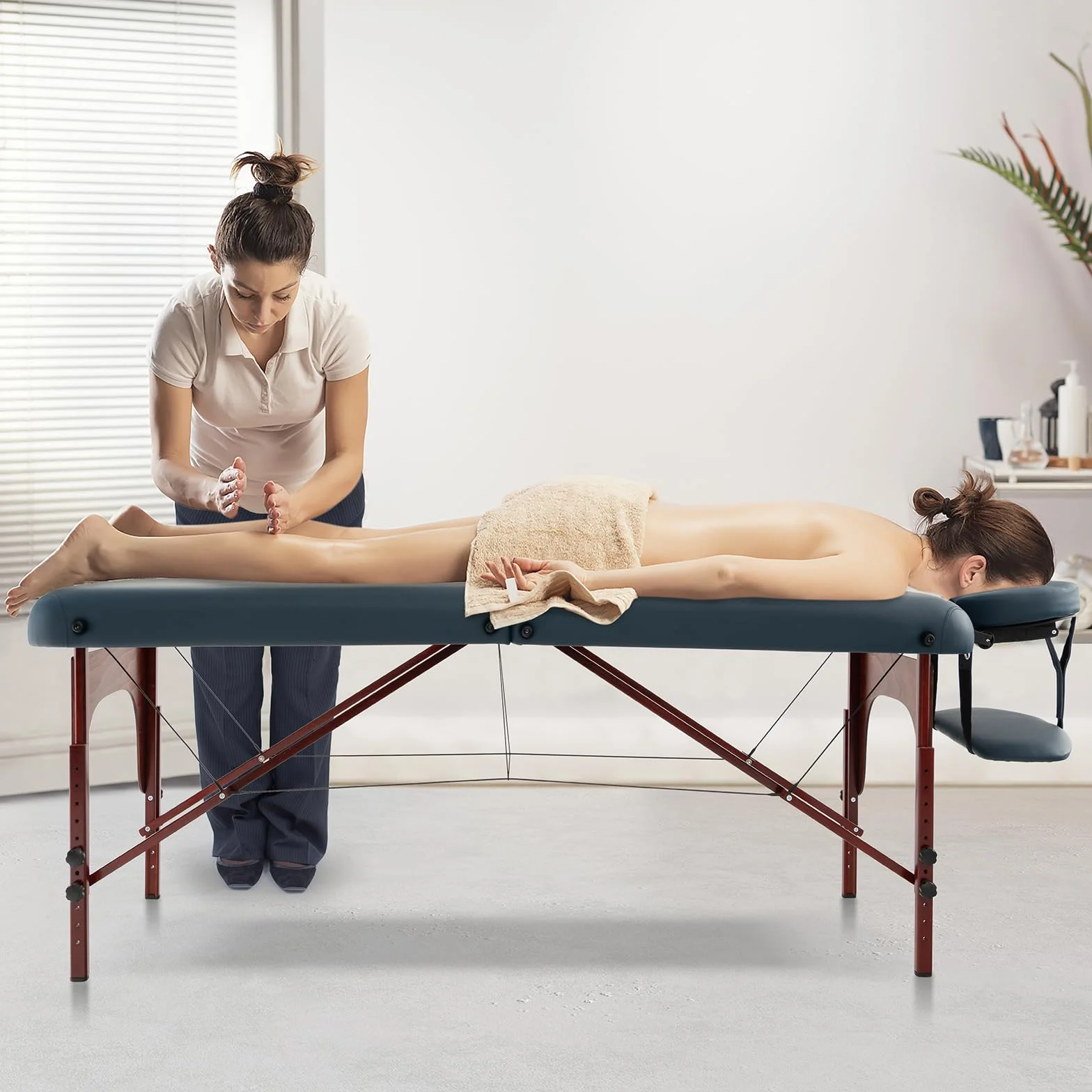 COSTWAY Składany stół do masażu z regulacją 9-stopniową, drewno bukowe, leżak wellness