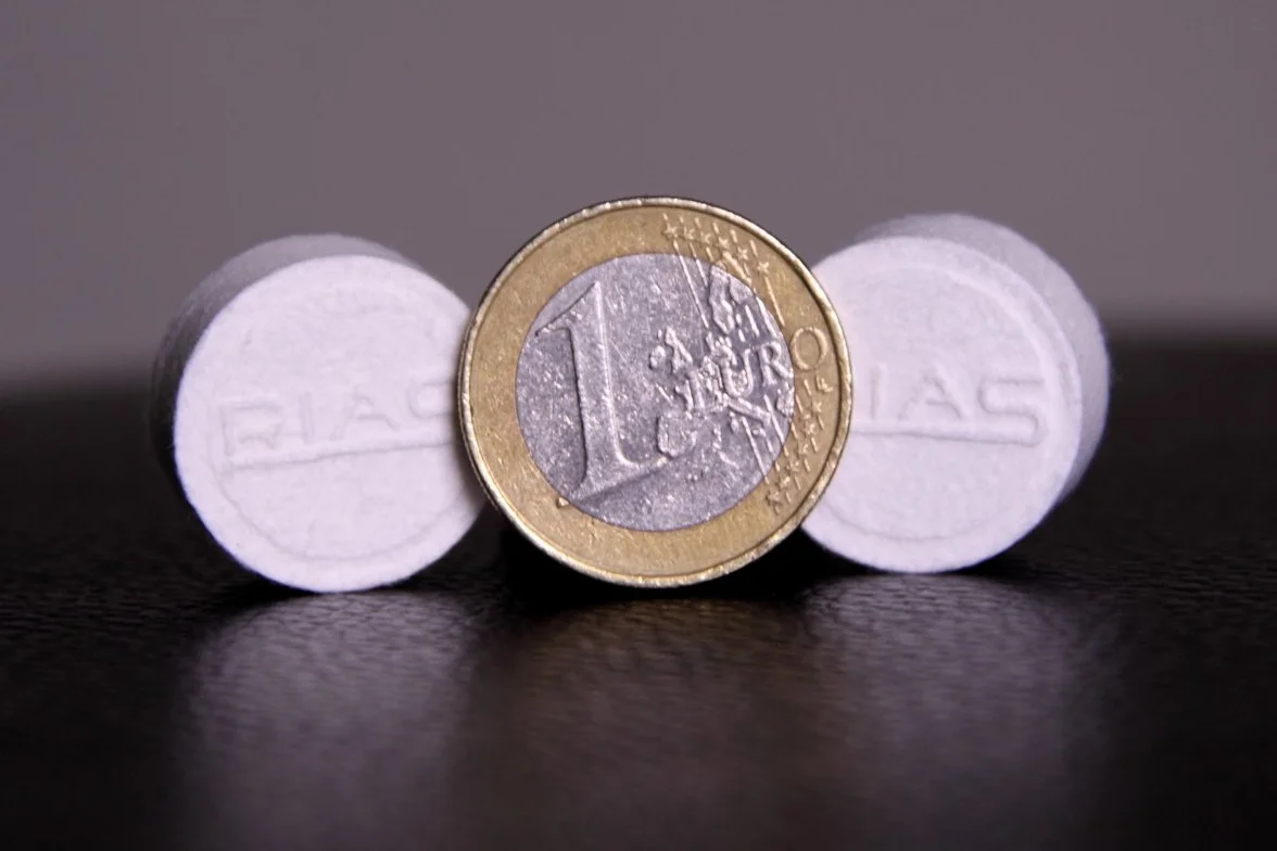 Rias oryginalne suche ściereczki w formie tabletek, 100% biodegradowalne, sprasowany mini ręcznik, ściereczka do naczyń, chłonne i miękkie - ręczniczek do czyszczenia, odświeżający, 100 szt.