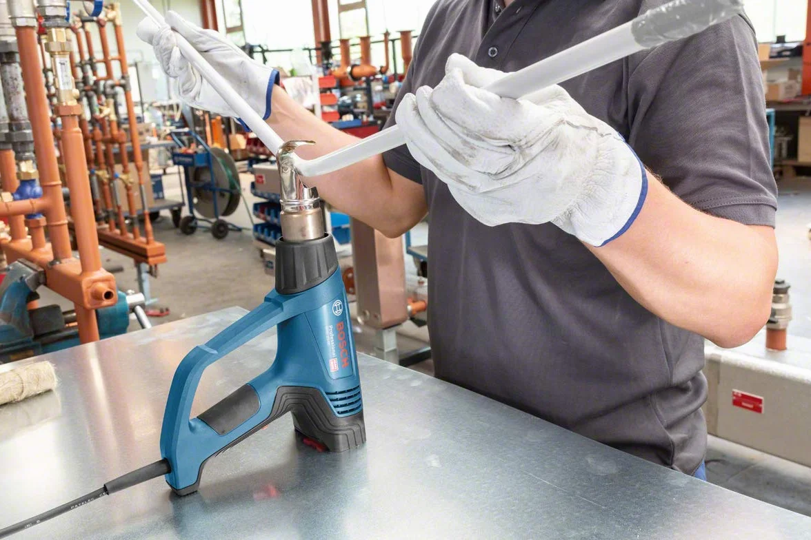 Bosch Professional: opalarka GHG 23-66 (2 300 W, zakres temperatur 50 – 650°C, wyświetlacz, 2 dysze, walizka narzędziowa) & Bosch 1x Dysza redukcyjna (9 mm, Osprzęt do Opalarek)