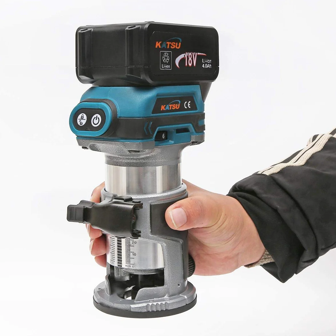 KATSU frezarka górnowrzecionowa, zestaw frezów krawędziowych, 18 V, z 3 podstawami + 3 zaciskami, 6 mm, 8 mm i 10 mm + bateria 4,0 Ah i ładowarką
