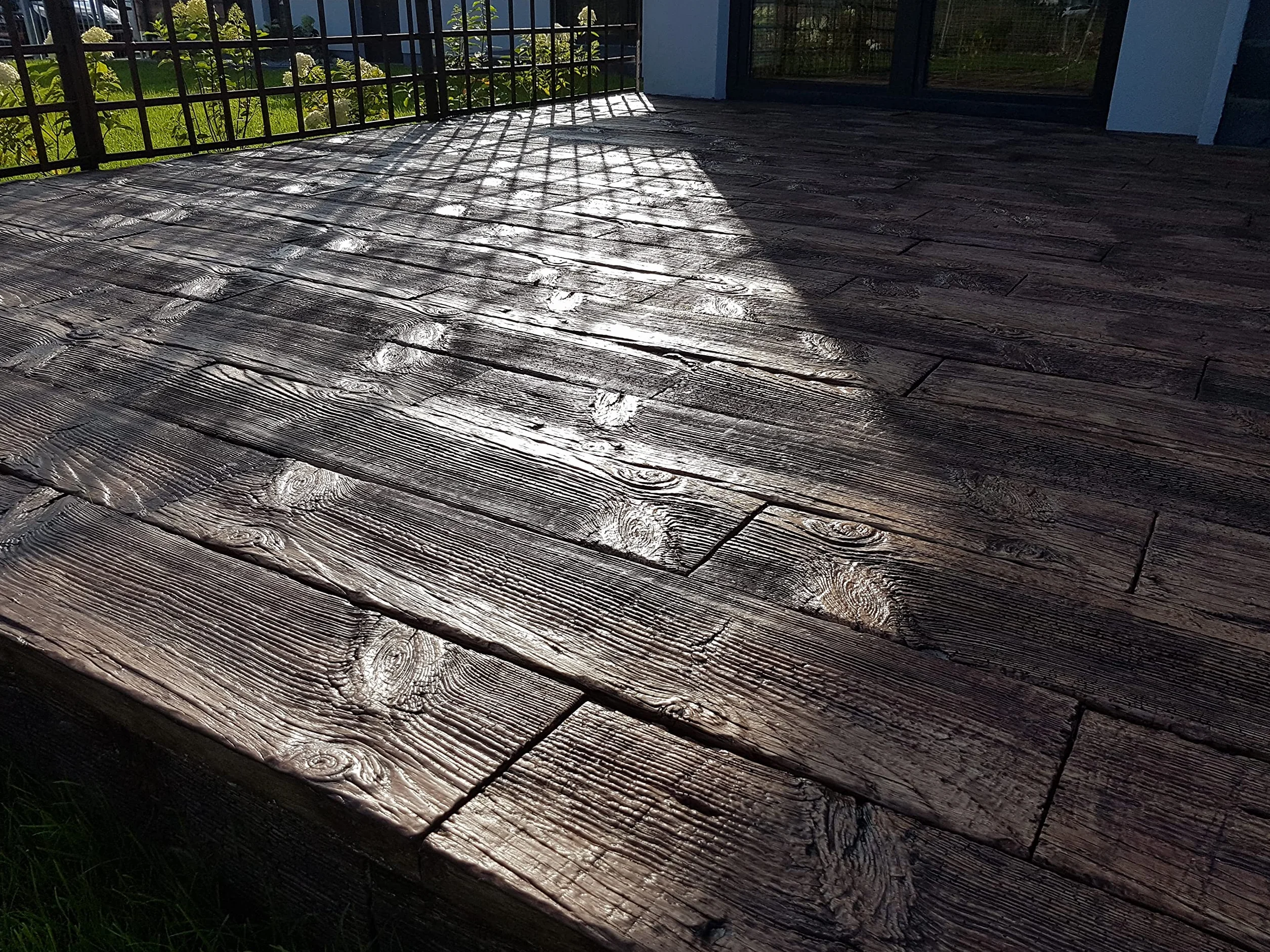 Forma do betonu płyta chodnikowa 80 x 20 x 5,5 cm imitacja drewna wielorazowa
