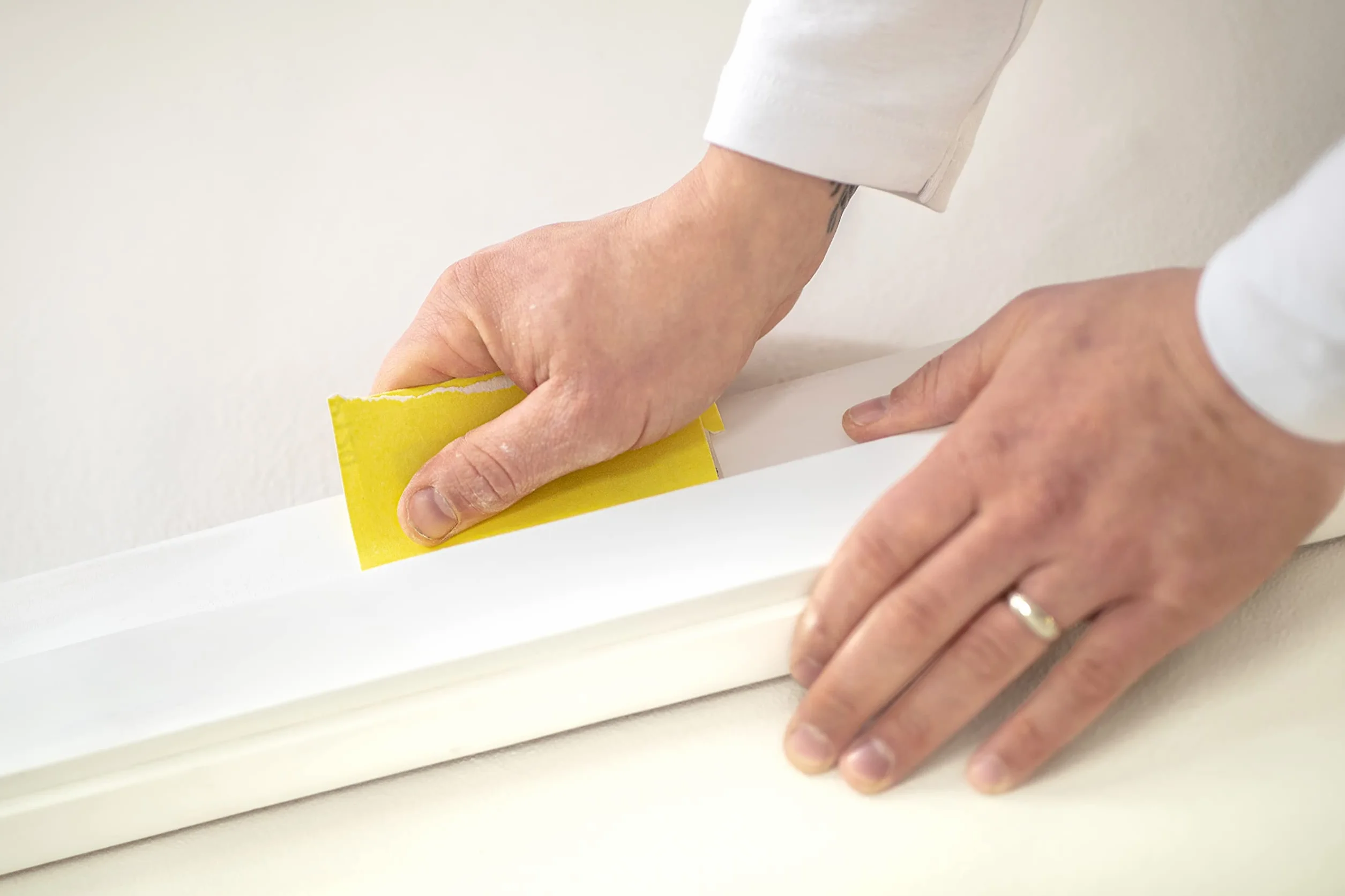 Mirka papier ścierny Yellow 115 mm x 50 m P60 rzep | Papier ścierny Mirka P60 do drewna farb szpachli plastiku 115 mm x 50 m wysoka wydajność i trwałość