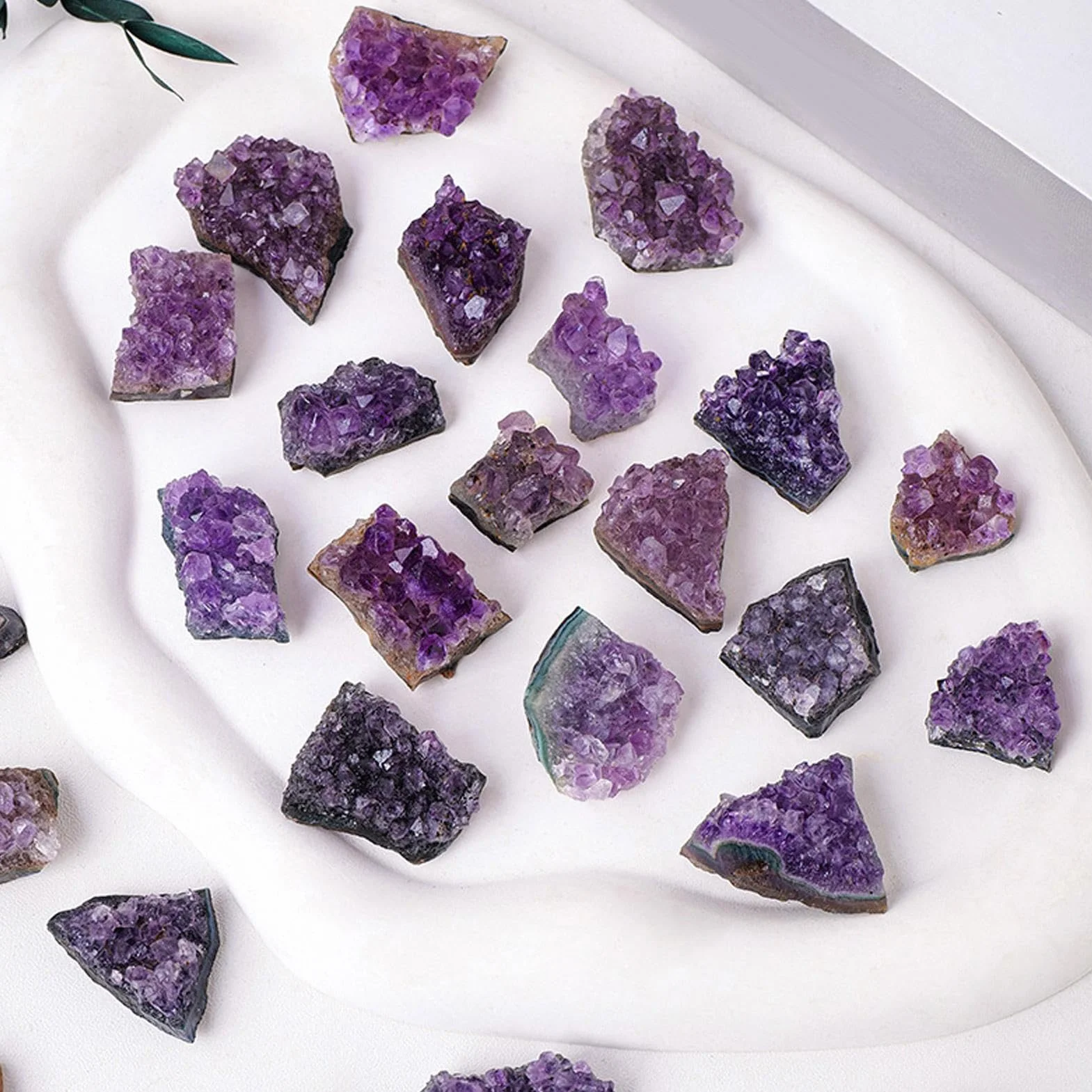 Amethyst Cluster Naturalny Kryształ Medytacyjny Głęboki Fioletowy Kamień Dom Praca