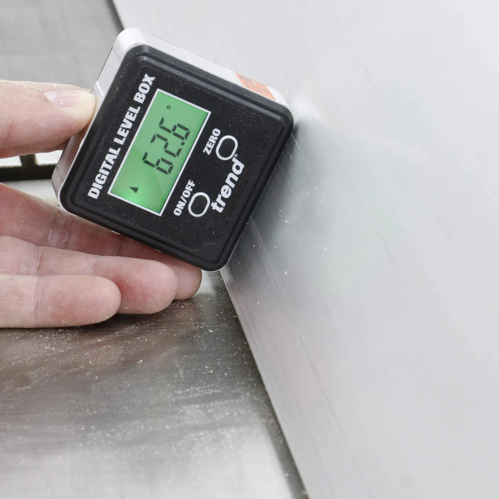 Trend Digital Level Box DLB - magnetyczny celownik kątowy podstawa magnetyczna