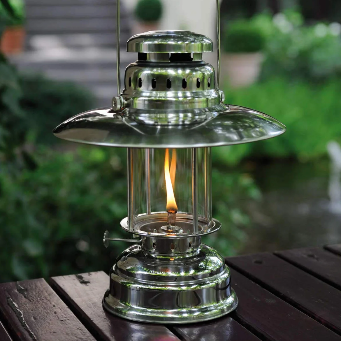 FLAMMBURO 6 litrów oleju do lamp olejowych, lamp naftowych, latarek ogrodowych, świec olejowych, świec olejowych, 6 x 1 litr = 6 litrów