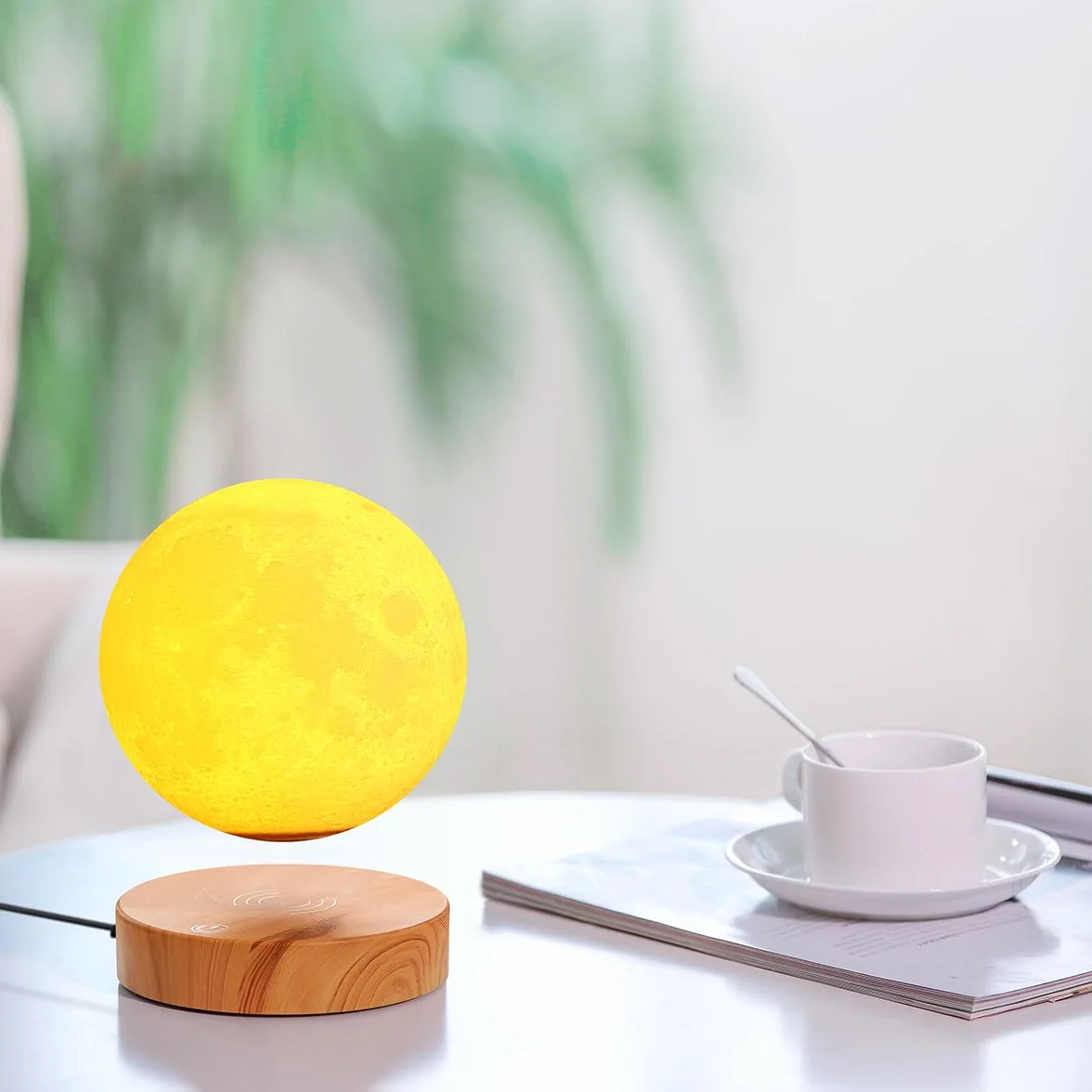 Lewitująca lampa księżycowa, swobodnie pływająca i obracająca się w powietrzu z drukowaną 3D lampą księżycową LED ma 20 trybów dla unikalnych prezentów, dekoracji pokoju, lampki nocnej