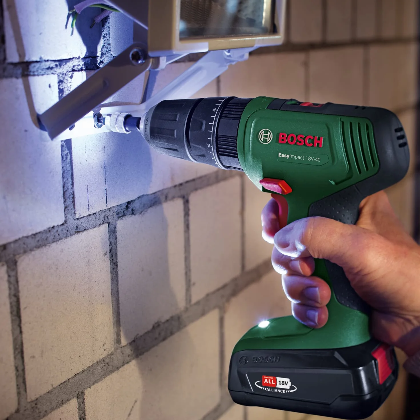 Bosch EasyImpact Wiertarka akumulatorowa 18 V-40 (1 bateria 1,5 Ah, system 18 V, futerał transportowy