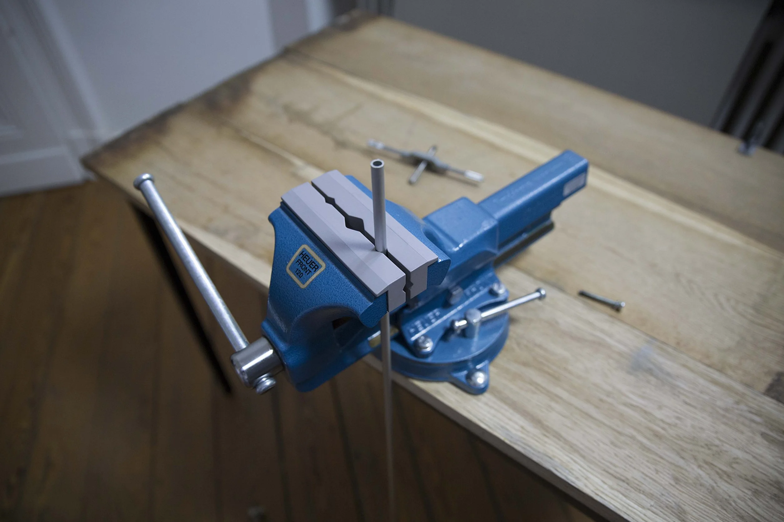 Heuer szczęki imadła, szczęki ochronne (prostokątne, równoległe płaskie, zintegrowane specjalne magnesy; szczęki do imadła 100 mm; materiał: poliuretan) 108100